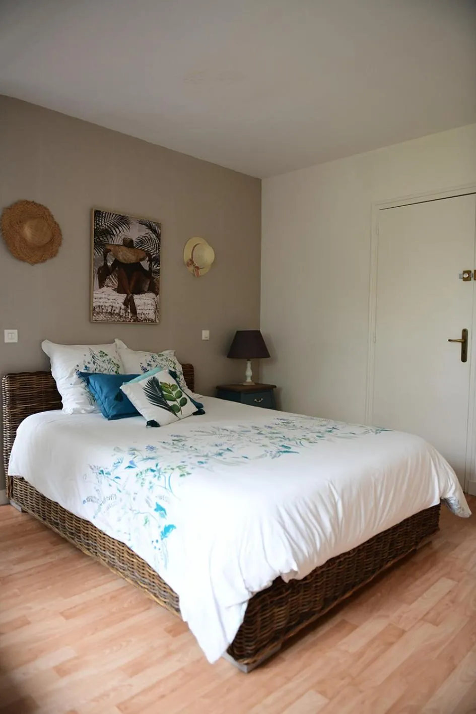 Bedroom, Bed in Aux portes de Pornichet, Chambres d'hôtes Ty'Sacha