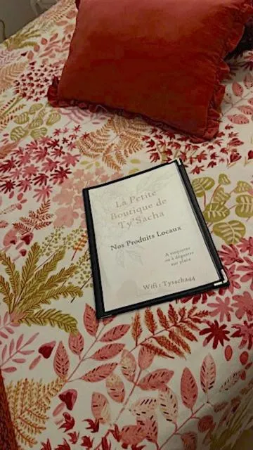 Bed in Aux portes de Pornichet, Chambres d'hôtes Ty'Sacha