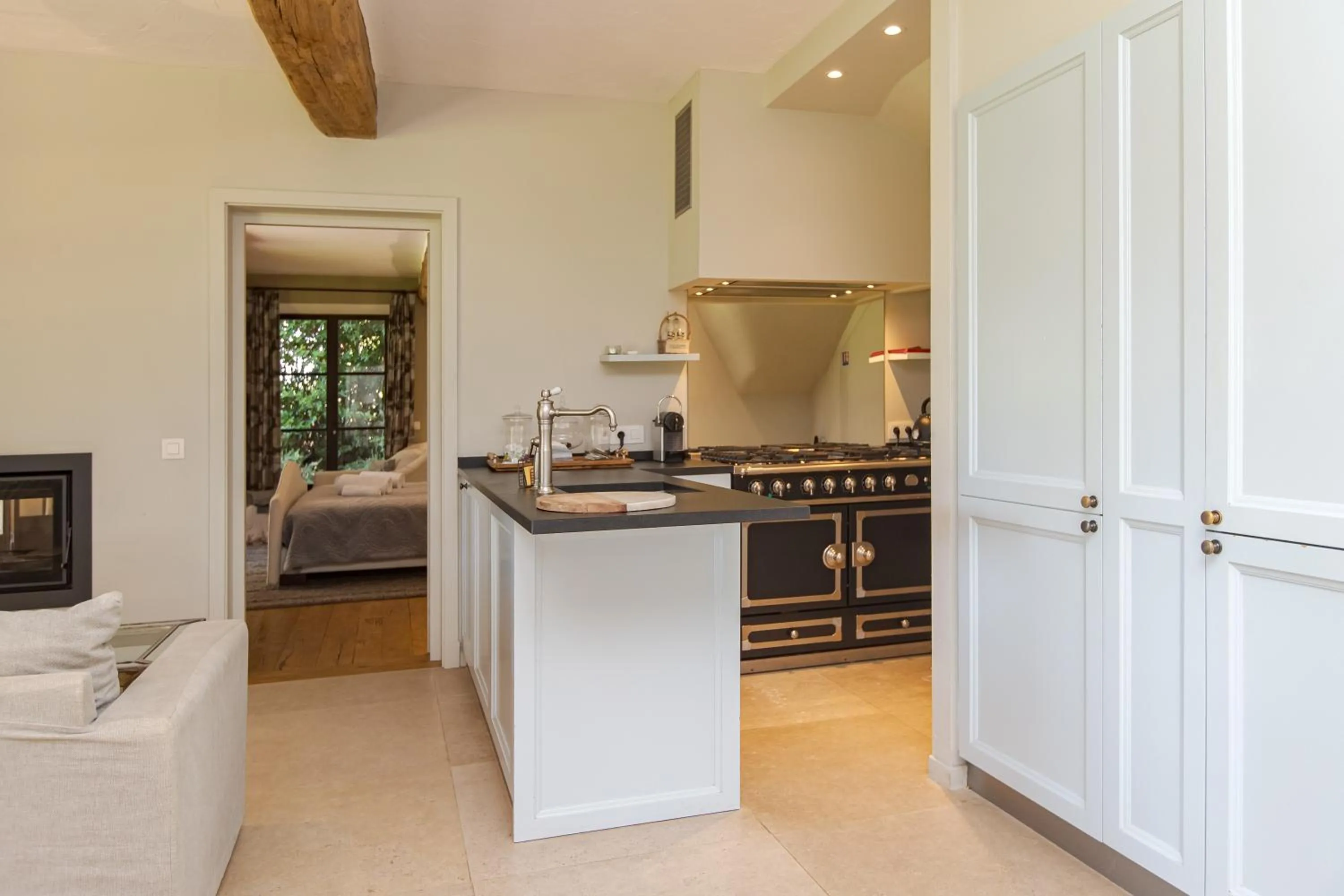 kitchen in Domaine Les Mésanges