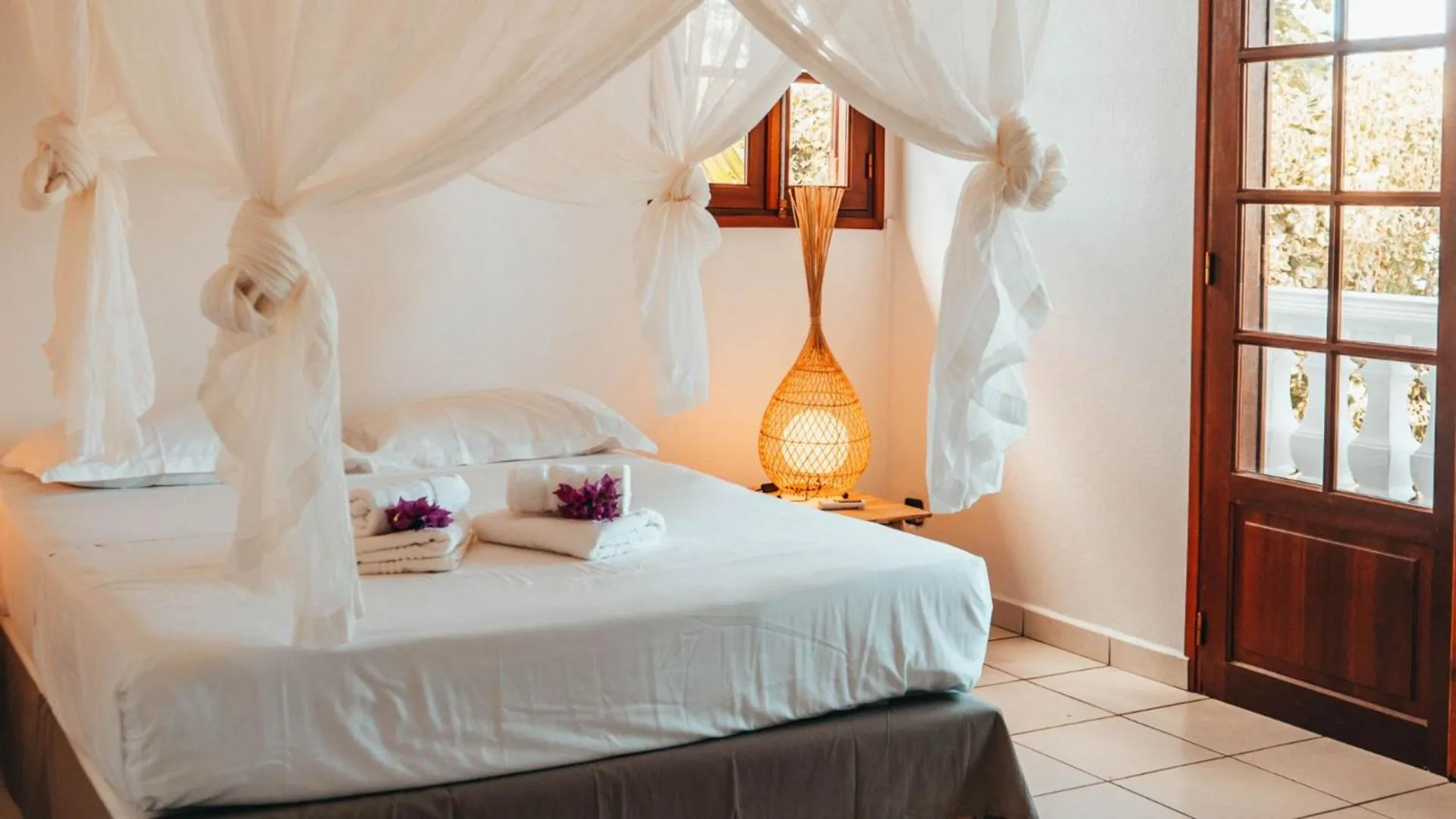 Bedroom, Bed in Domaine Saint-François