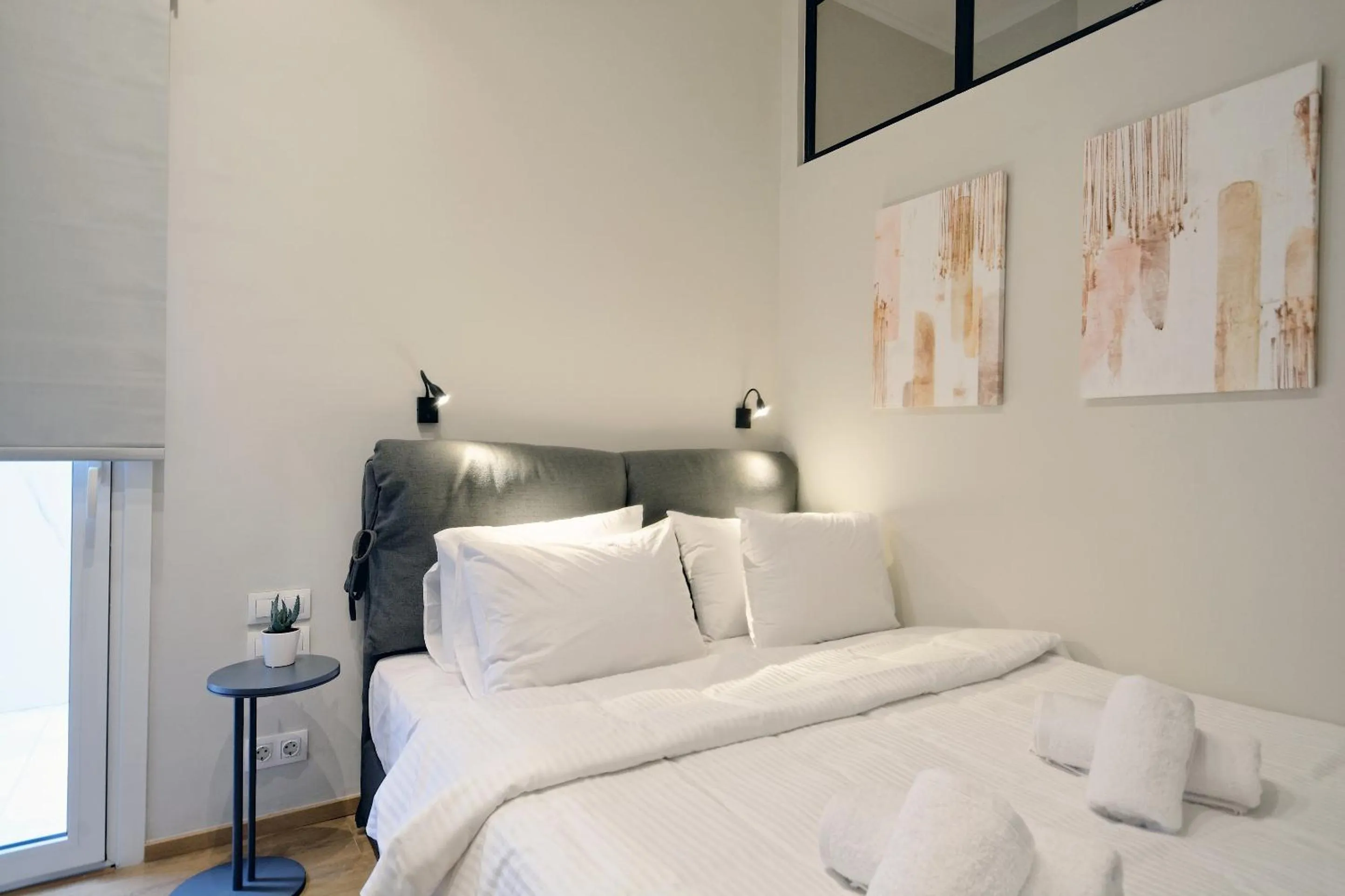 Bed in The Flirty Athens apartment