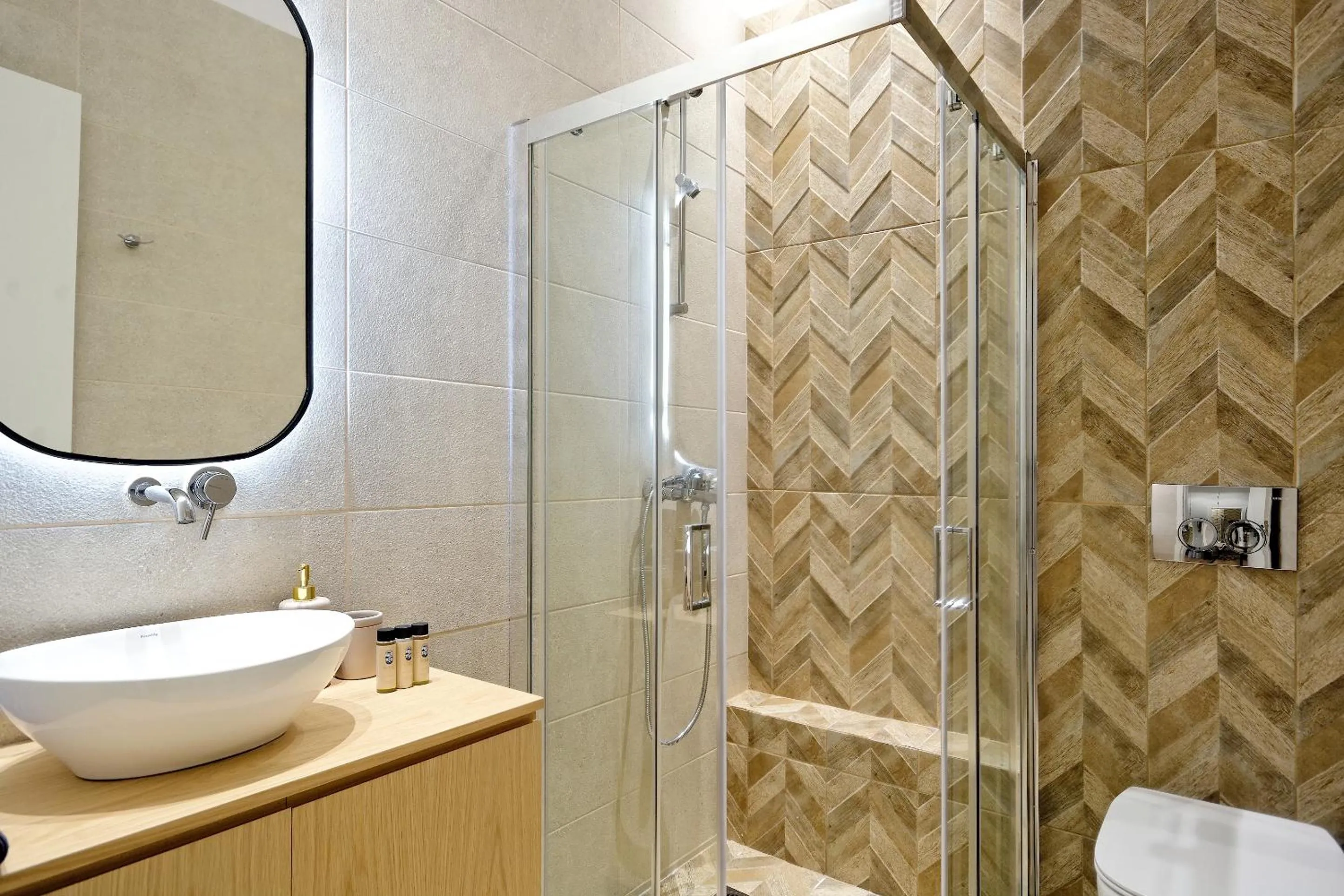 Shower in The Flirty Athens apartment