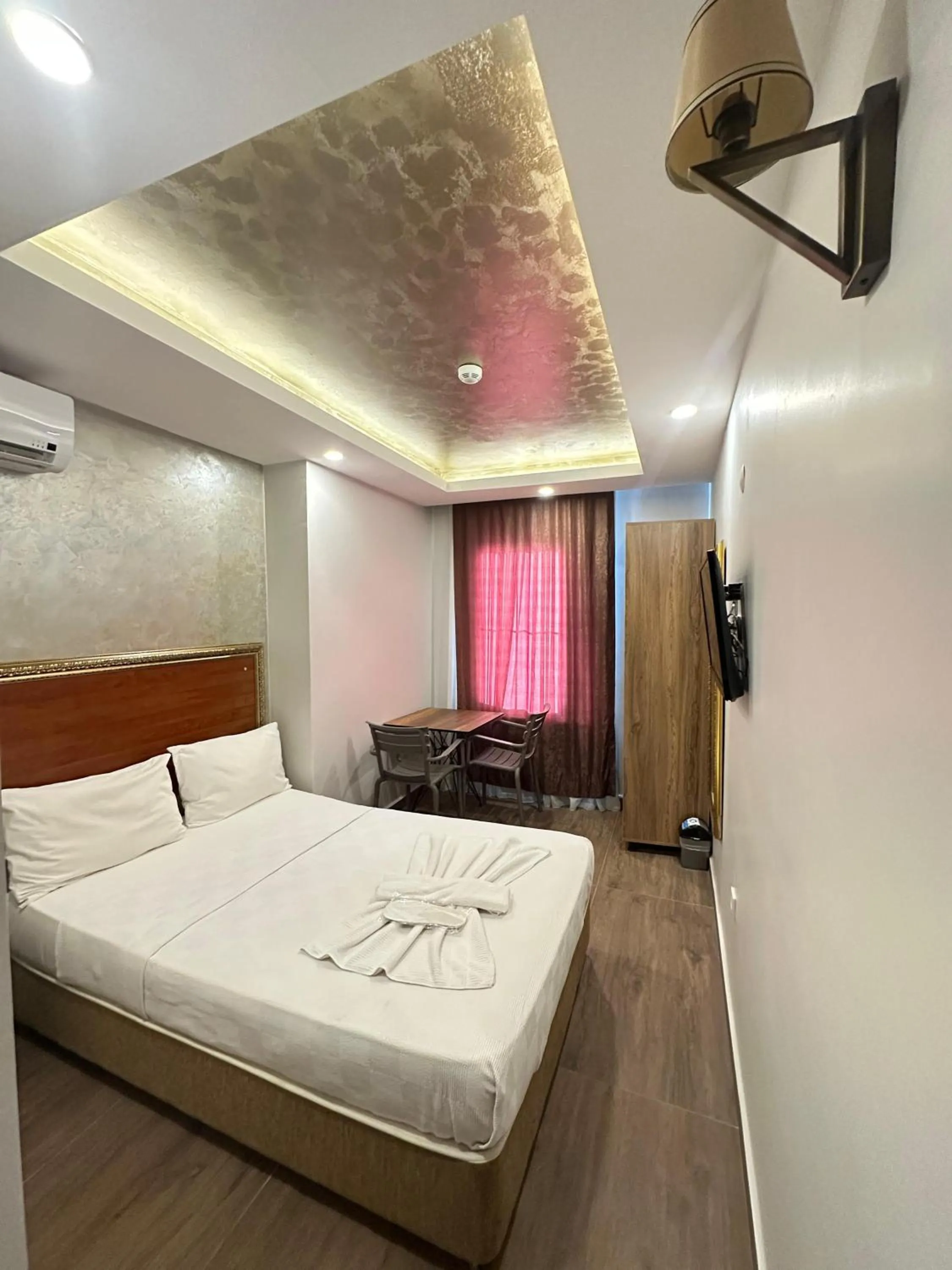 Bed in Hotel Real Life