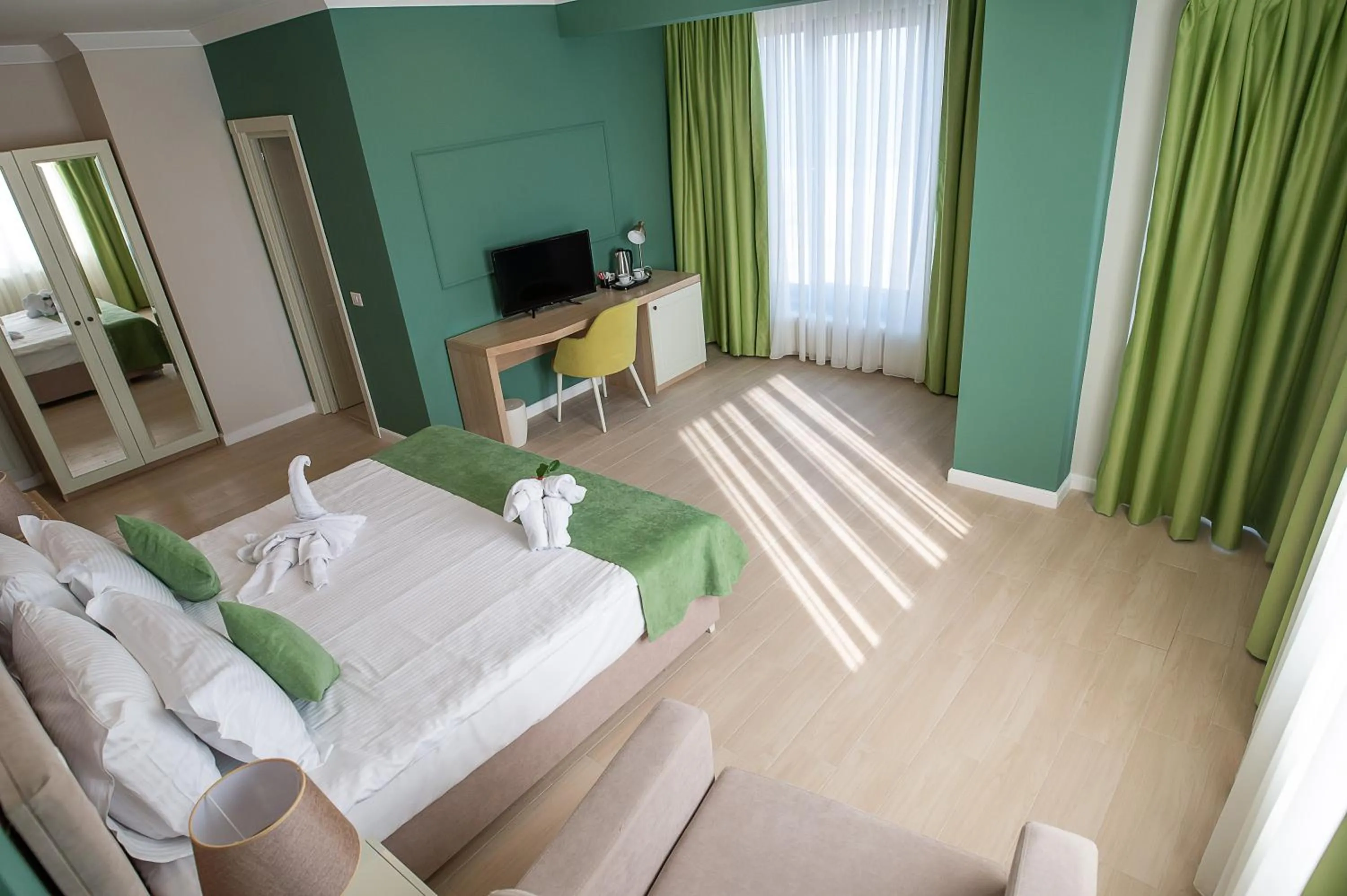 Photo of the whole room, Bed in Hotel Azaleea Mamaia Nord
