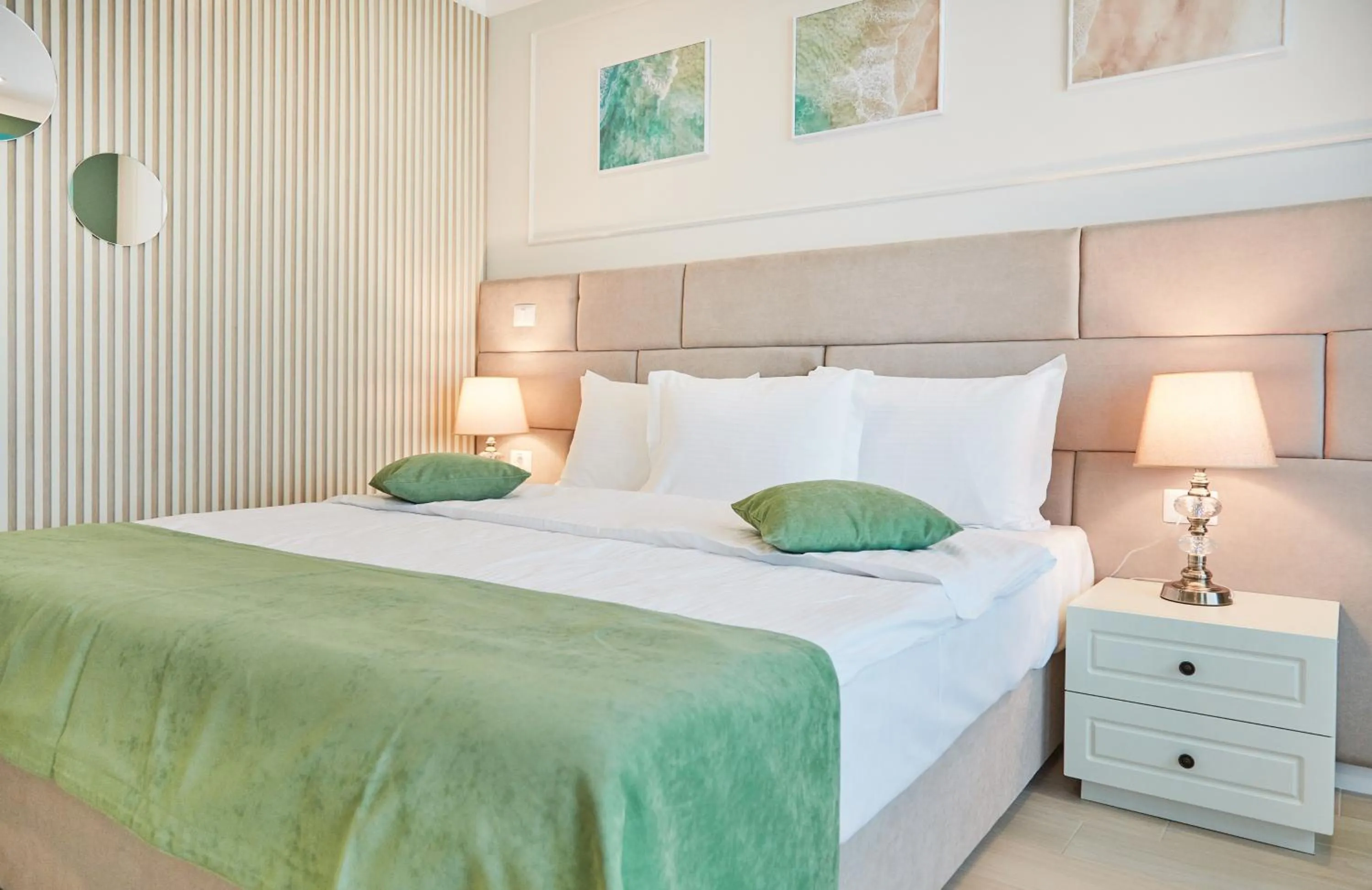 Bed in Hotel Azaleea Mamaia Nord