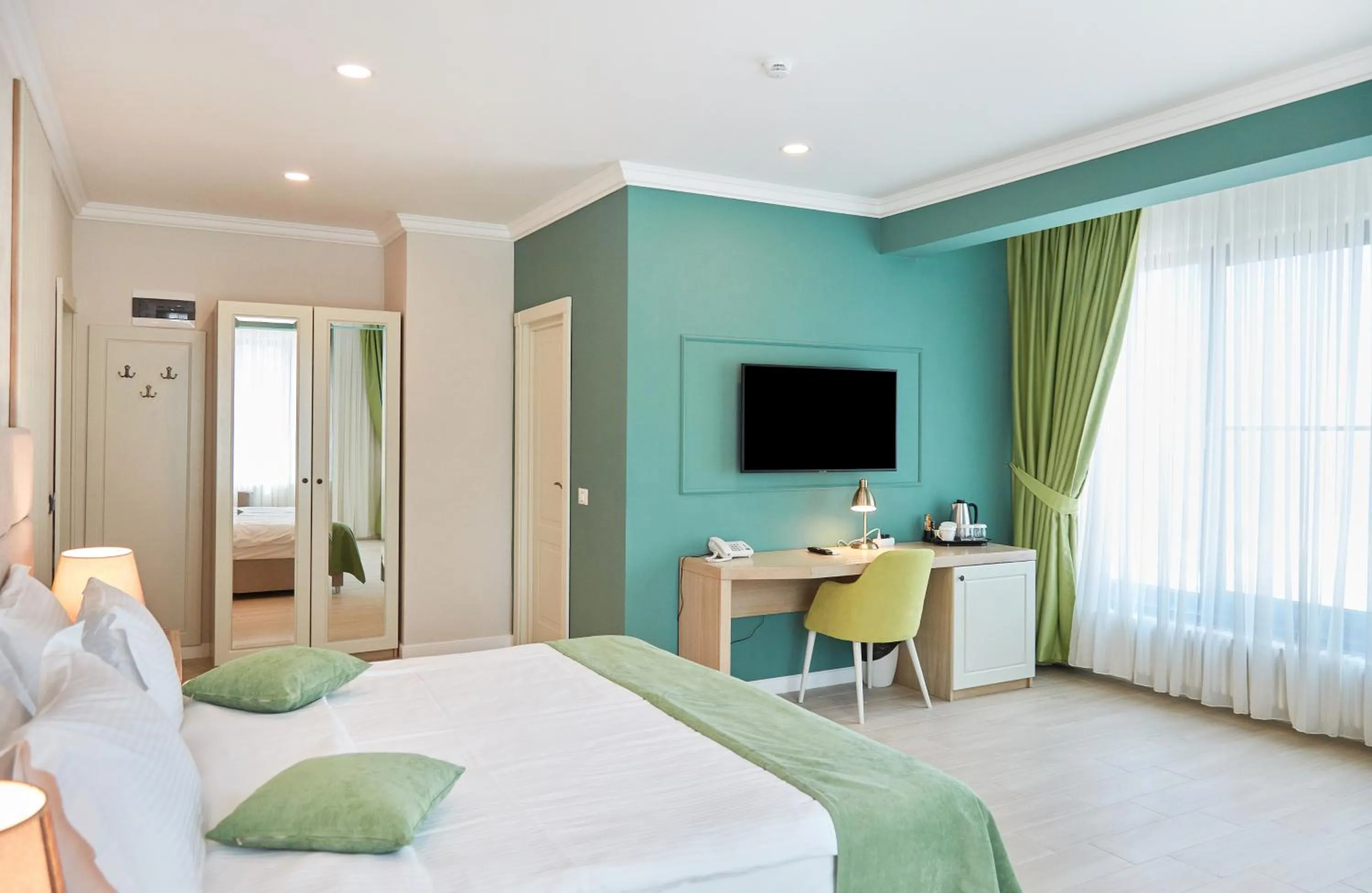 TV and multimedia, Bed in Hotel Azaleea Mamaia Nord