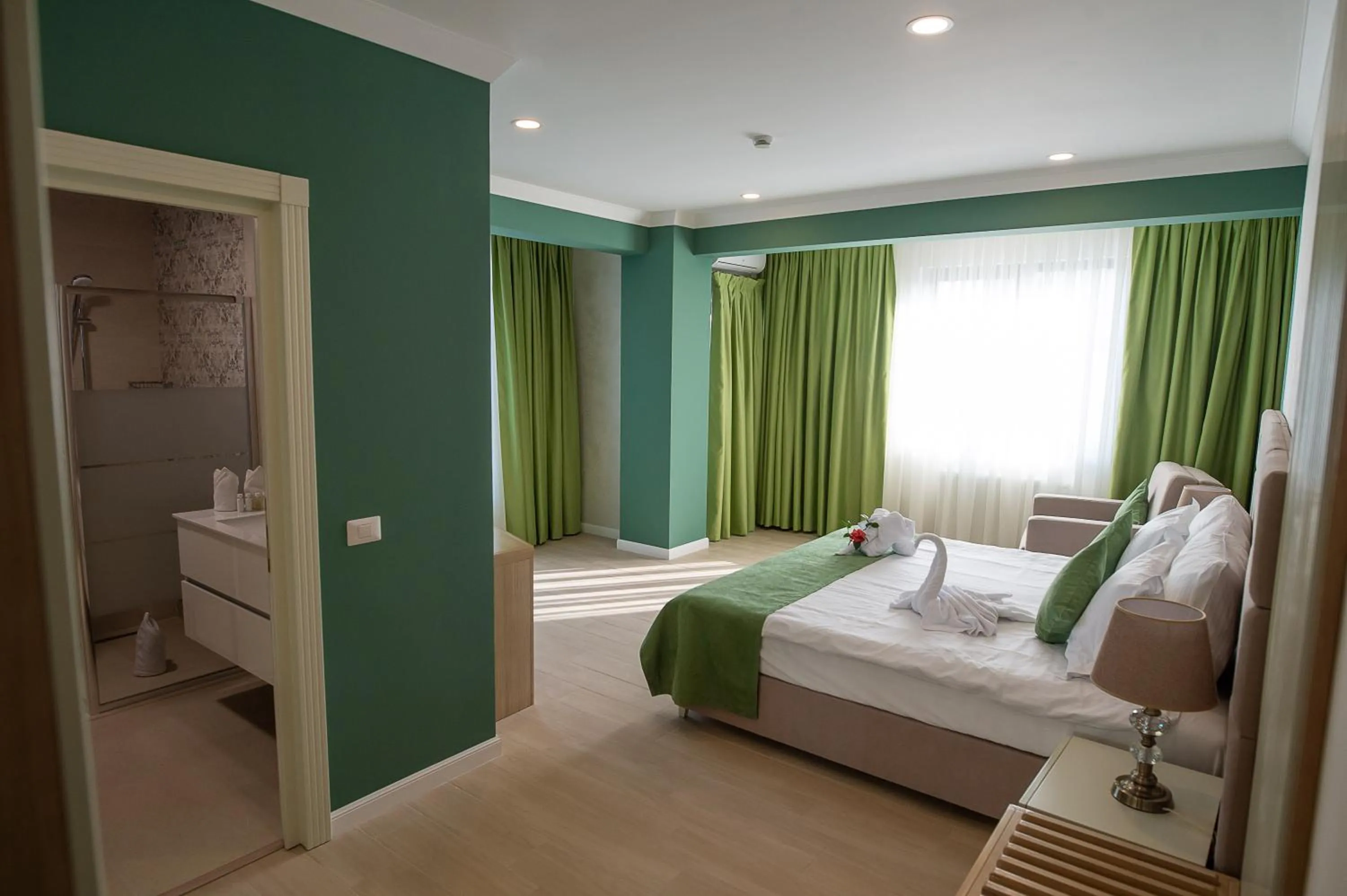 Bed in Hotel Azaleea Mamaia Nord