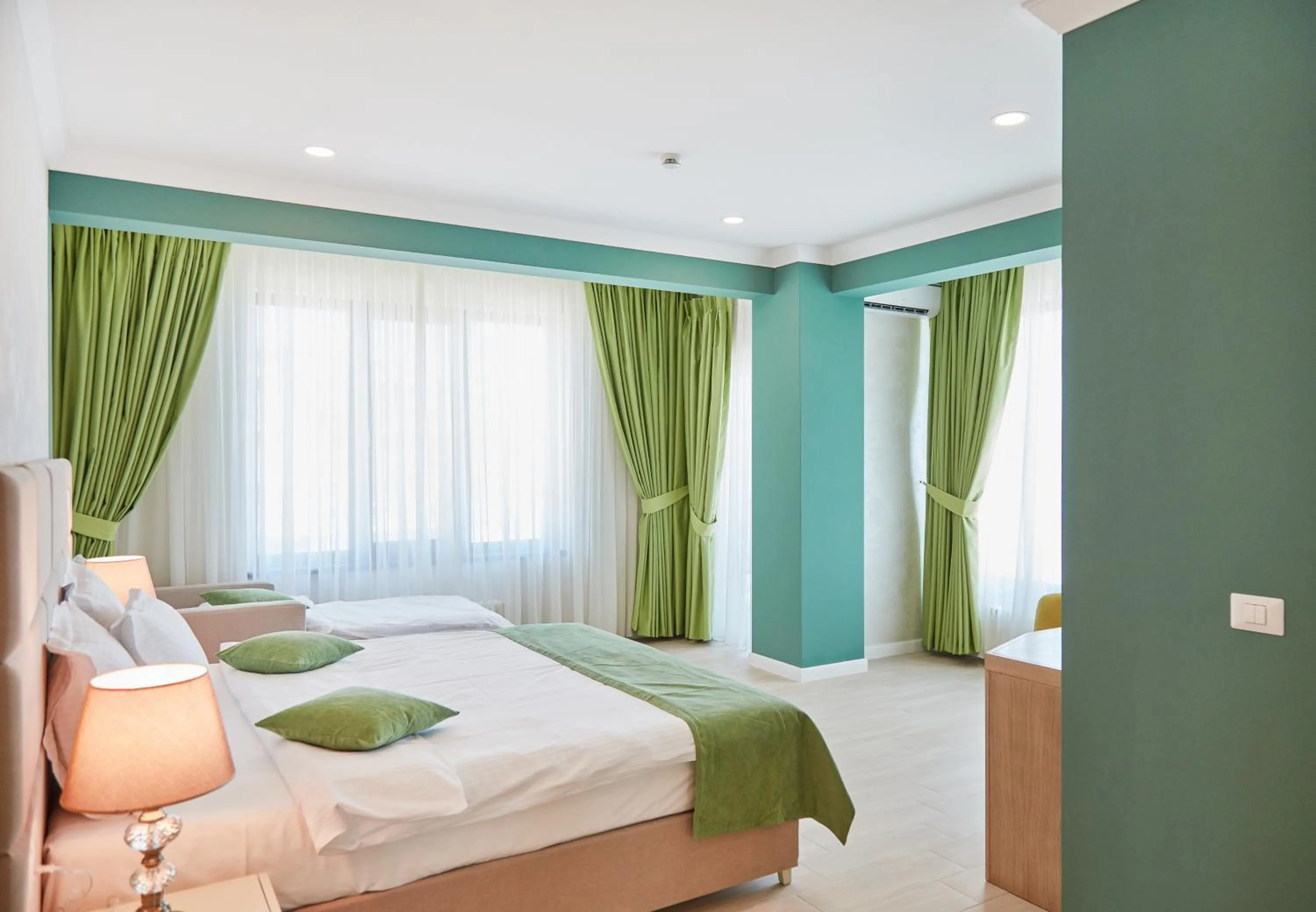 Bed in Hotel Azaleea Mamaia Nord
