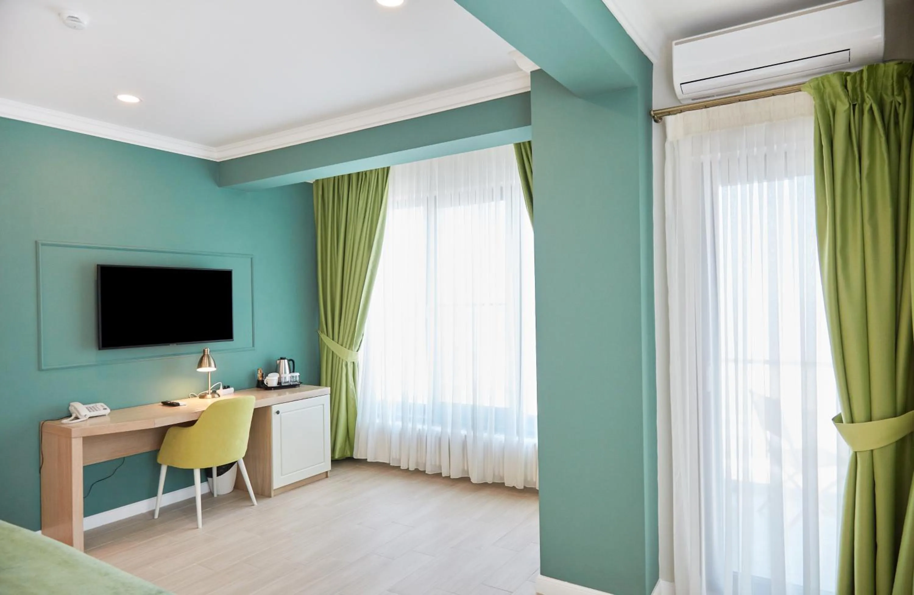 TV and multimedia, Bed in Hotel Azaleea Mamaia Nord