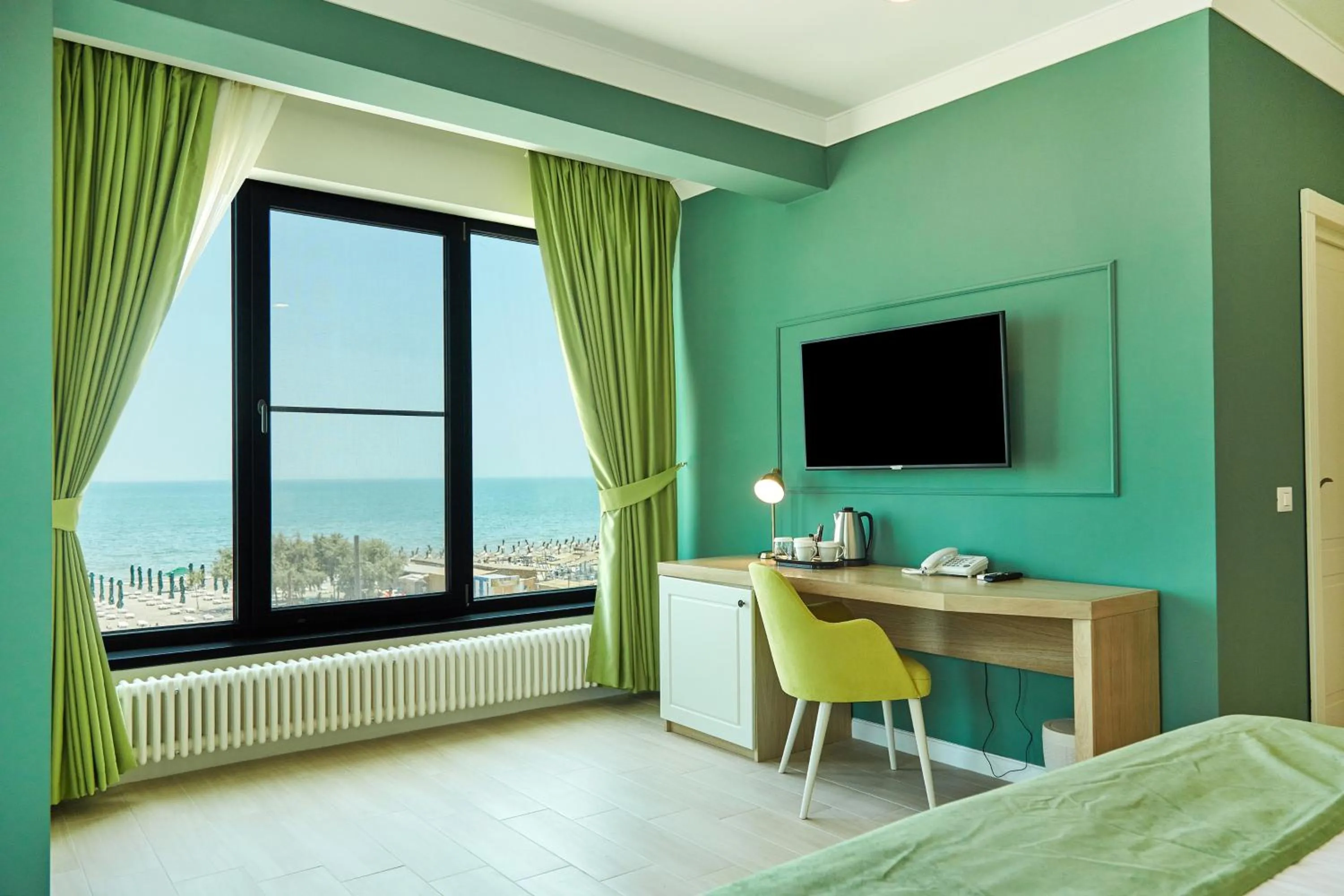 TV and multimedia, Bed in Hotel Azaleea Mamaia Nord