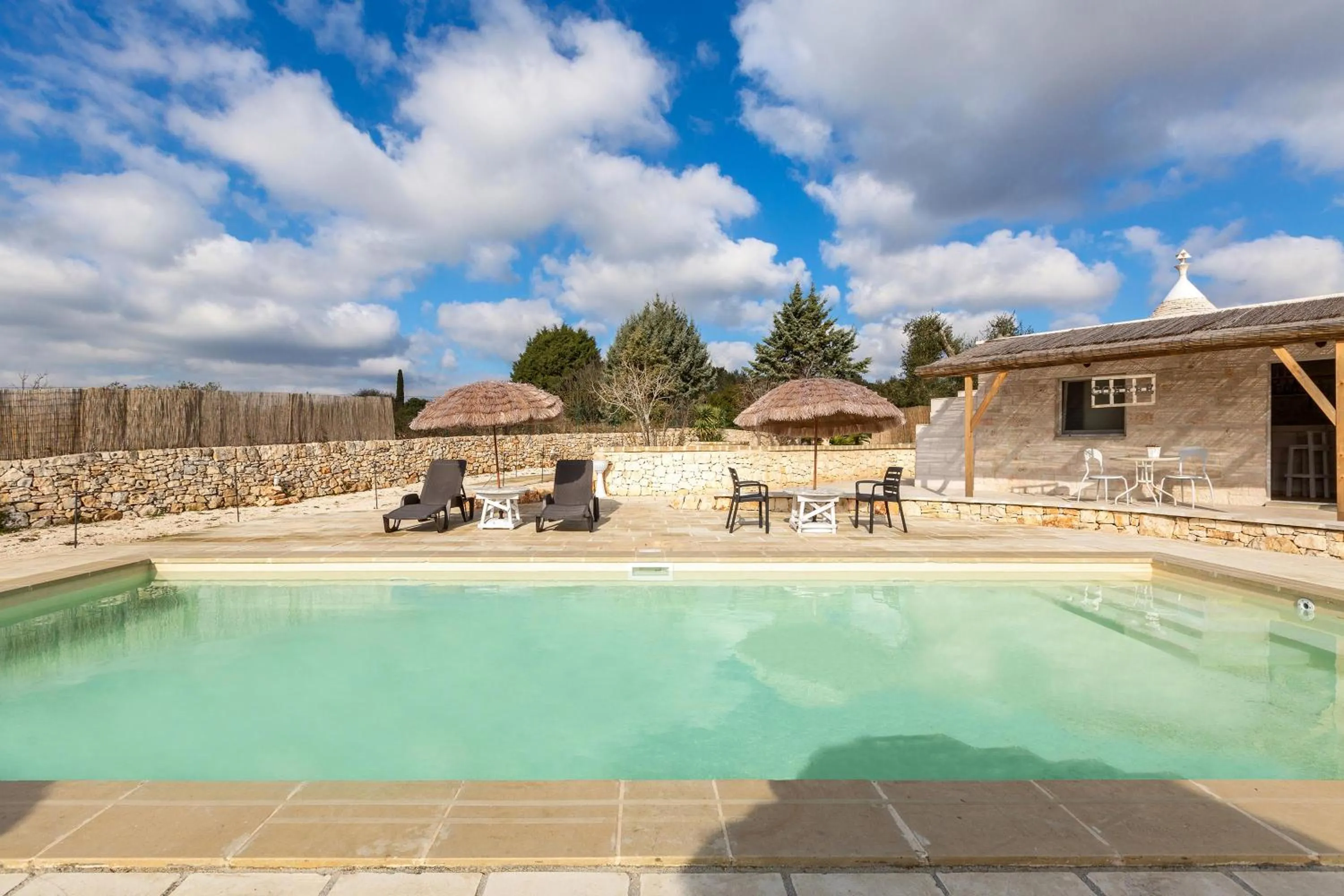 Swimming pool in B&B Mariano