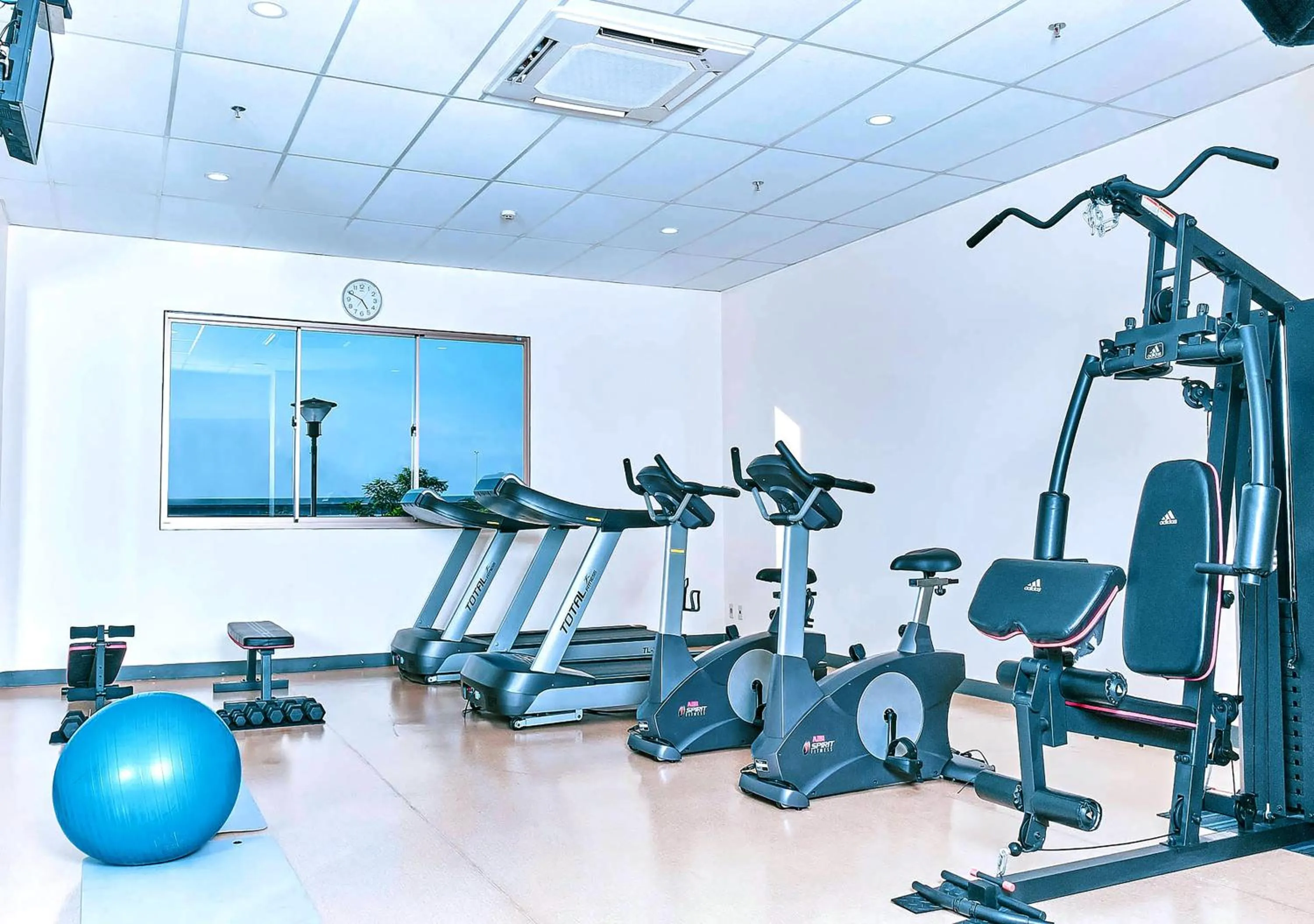 Sports in Le Premier Hotel Deltamas