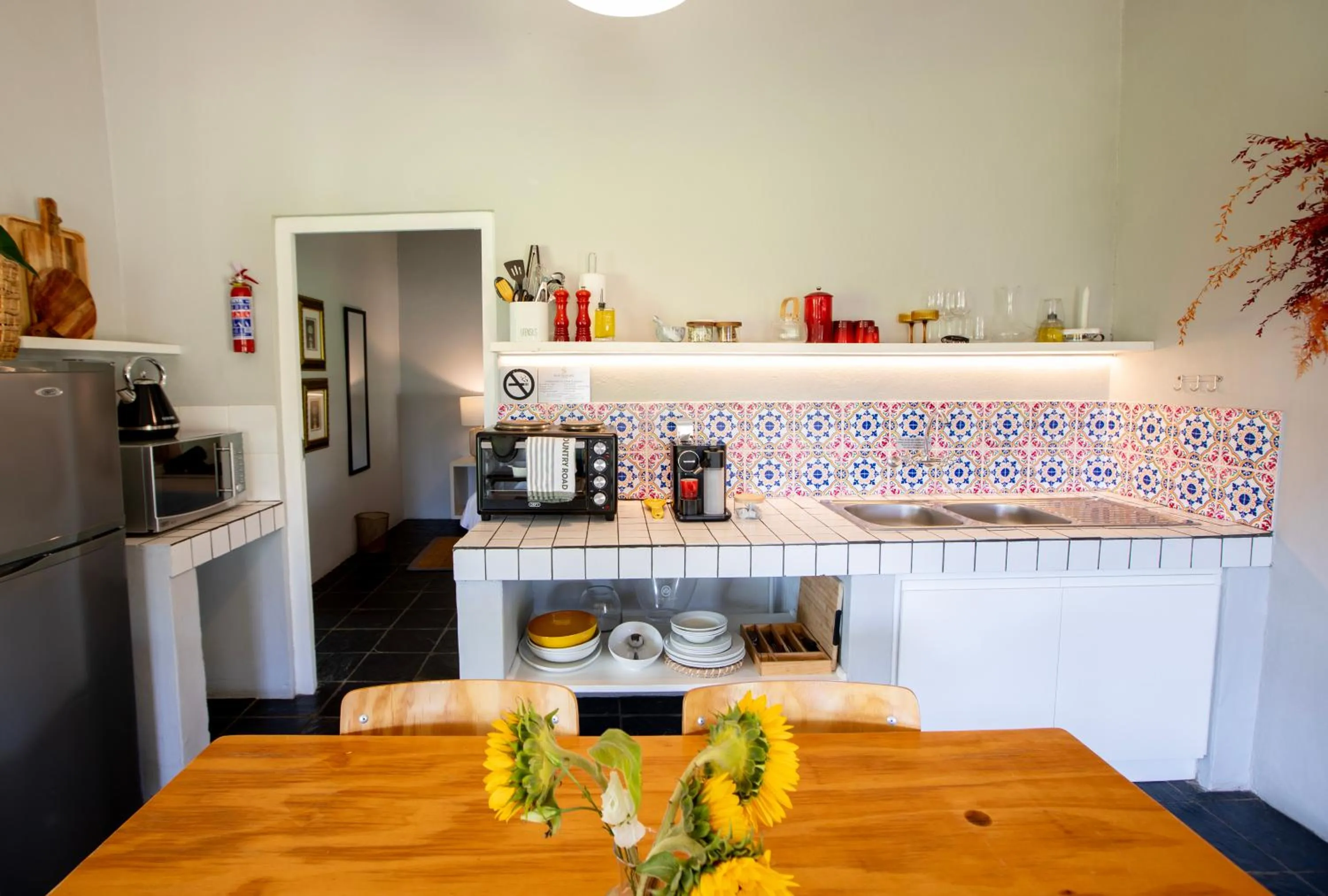Kitchen or kitchenette in Saronsberg Vineyard Cottages