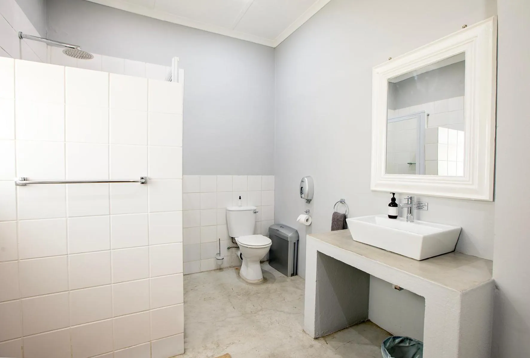 Bathroom in Saronsberg Vineyard Cottages