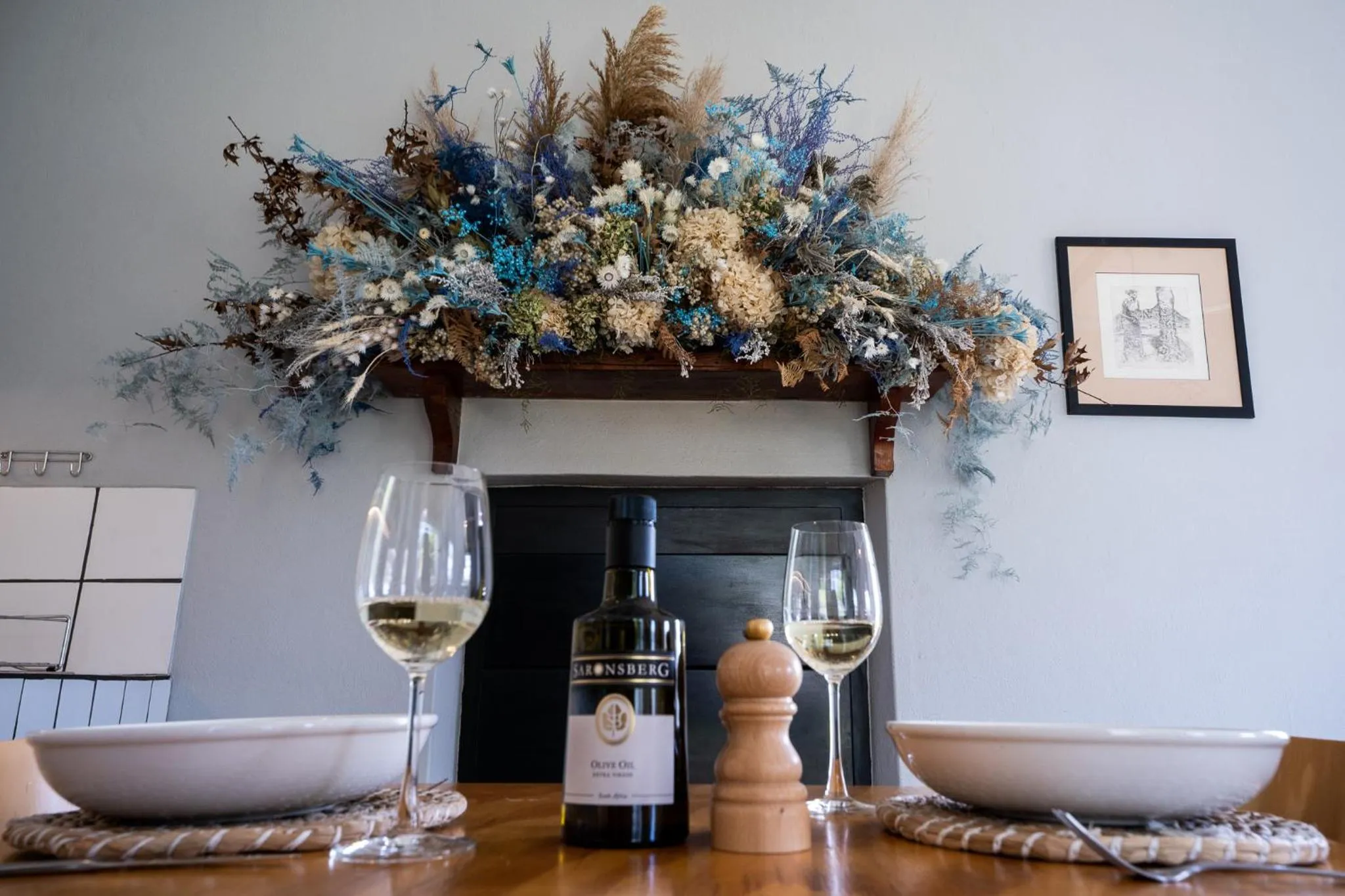 Living room in Saronsberg Vineyard Cottages