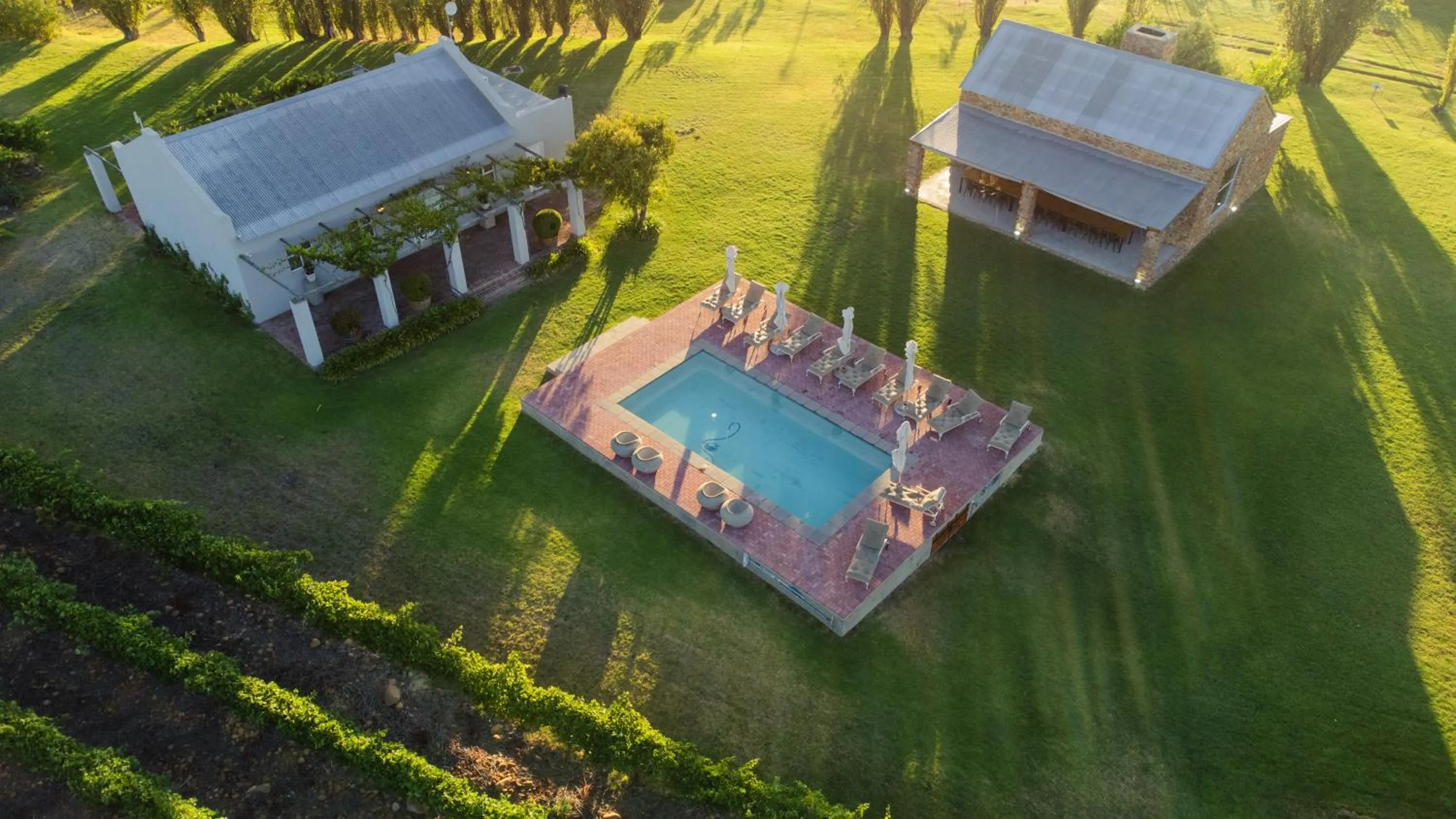 Swimming pool in Saronsberg Vineyard Cottages