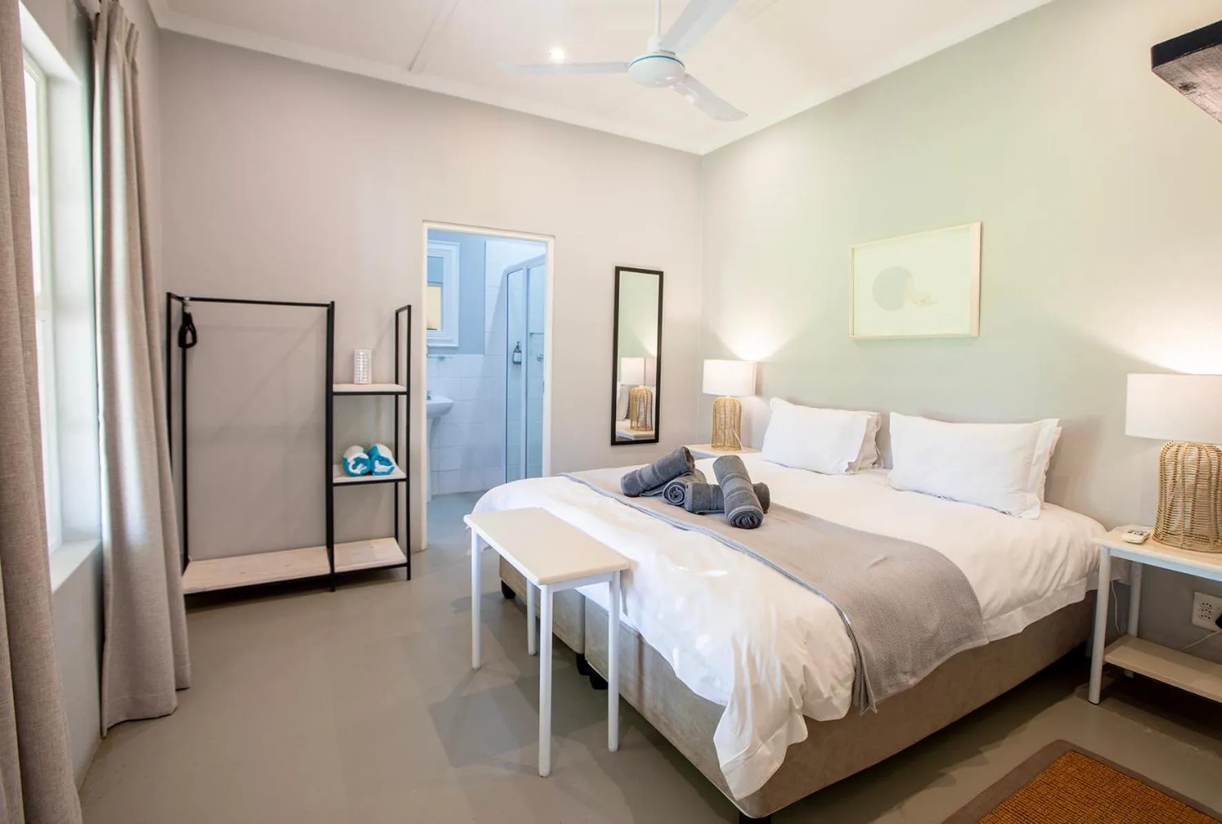 Bedroom, Bed in Saronsberg Vineyard Cottages