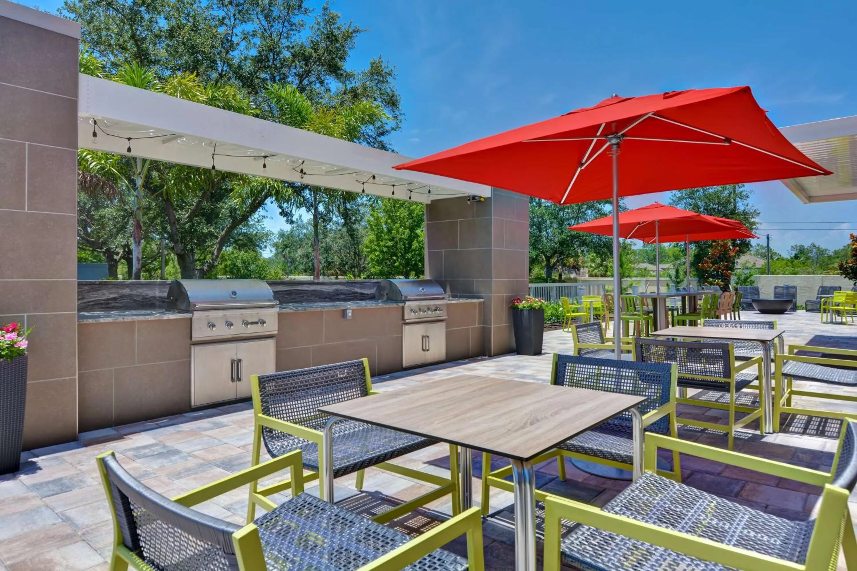 Patio in Home2 Suites By Hilton Naples I-75 Pine Ridge Road