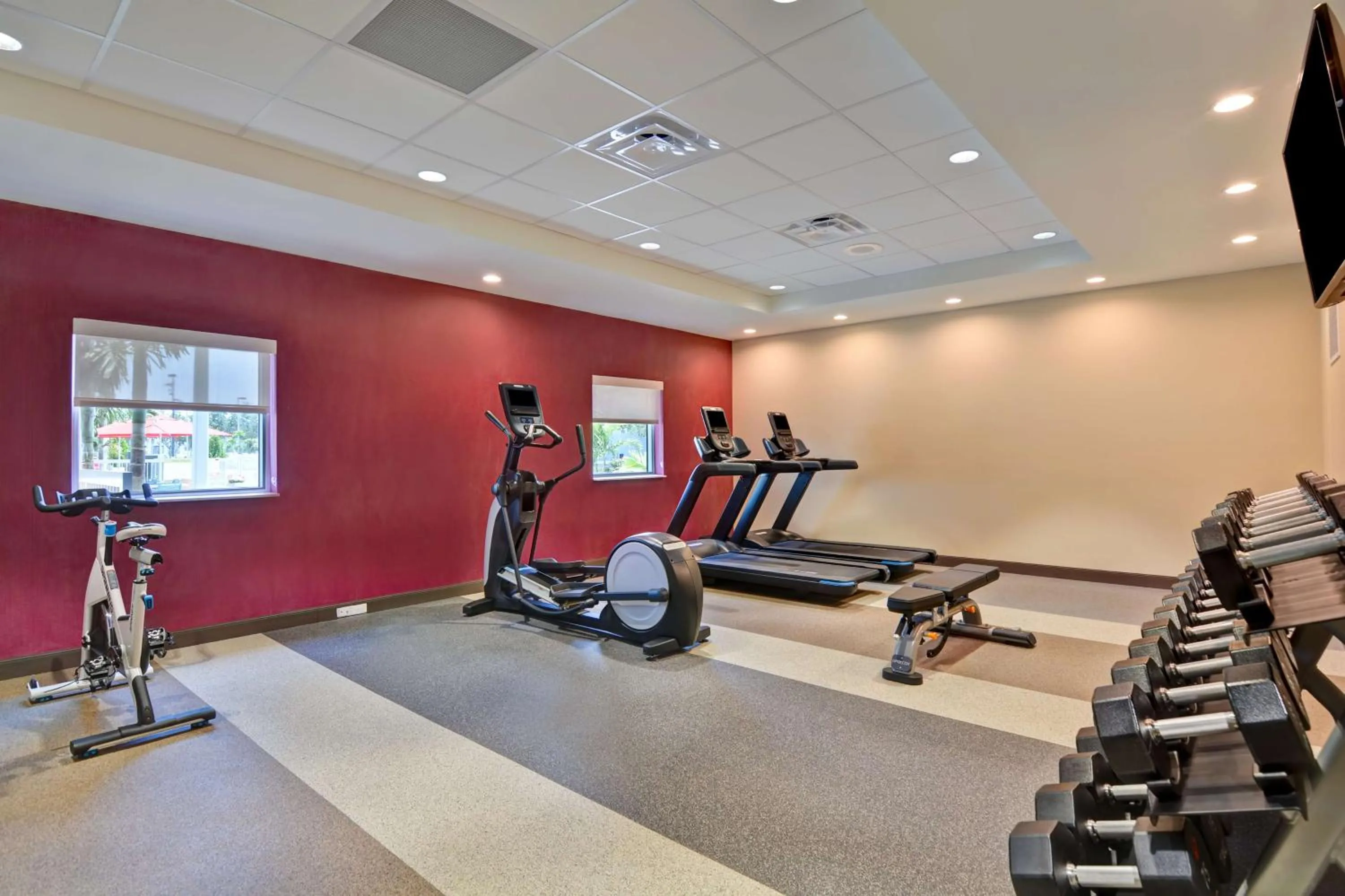 Fitness centre/facilities in Home2 Suites By Hilton Naples I-75 Pine Ridge Road