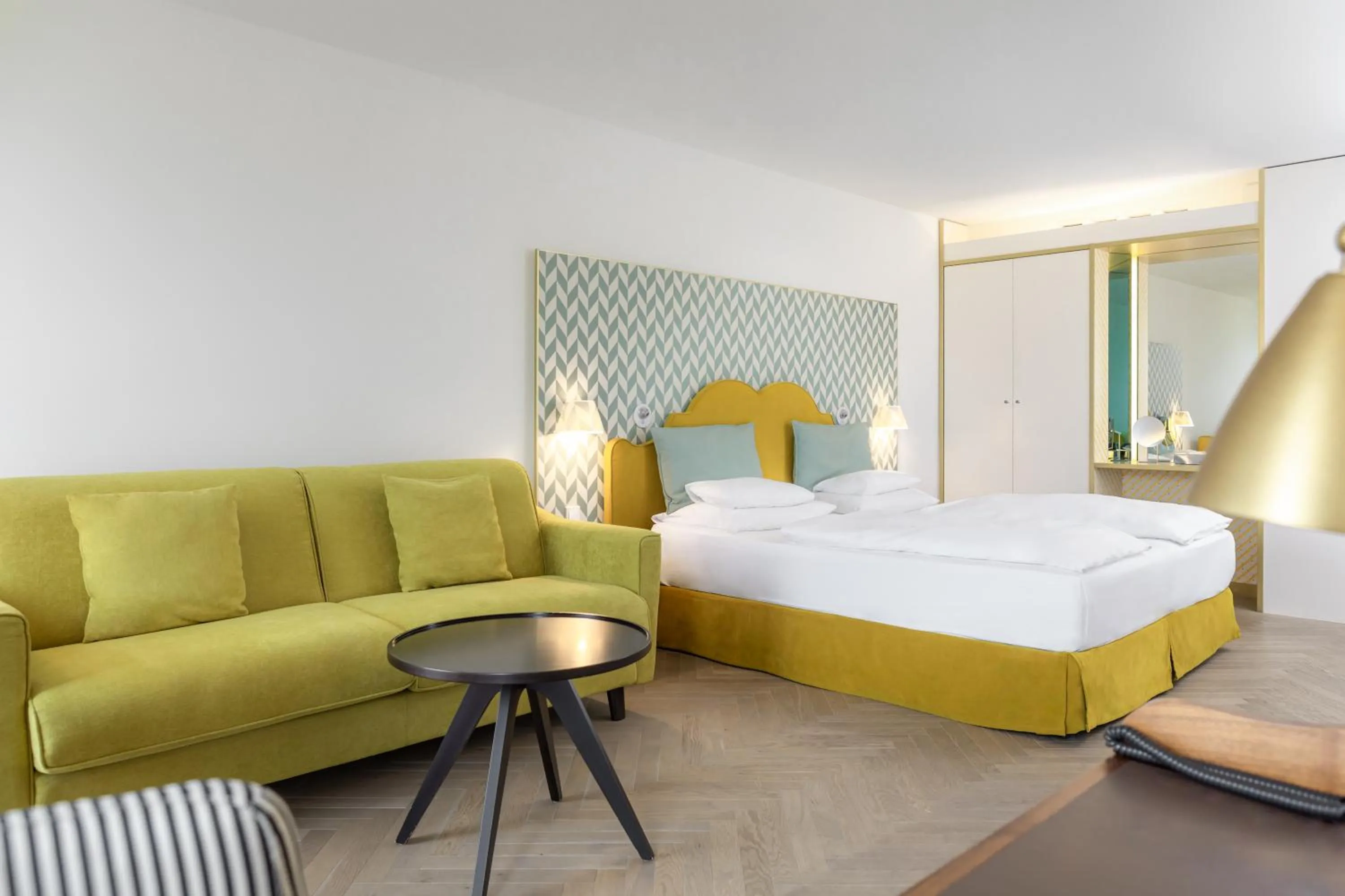 Bedroom, Bed in MAXX by Steigenberger Vienna