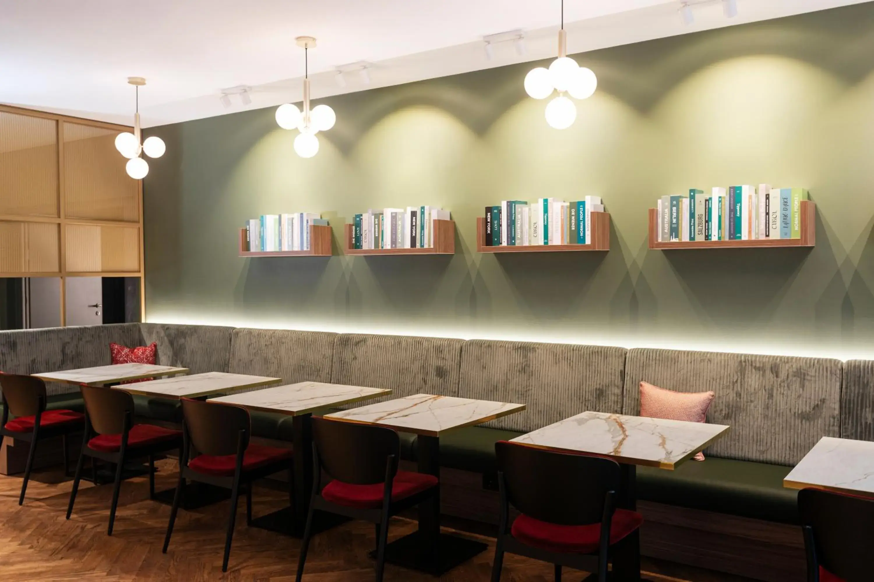 Restaurant/places to eat in MAXX by Steigenberger Vienna Restaurant/places to eat in MAXX by Steigenberger Vienna