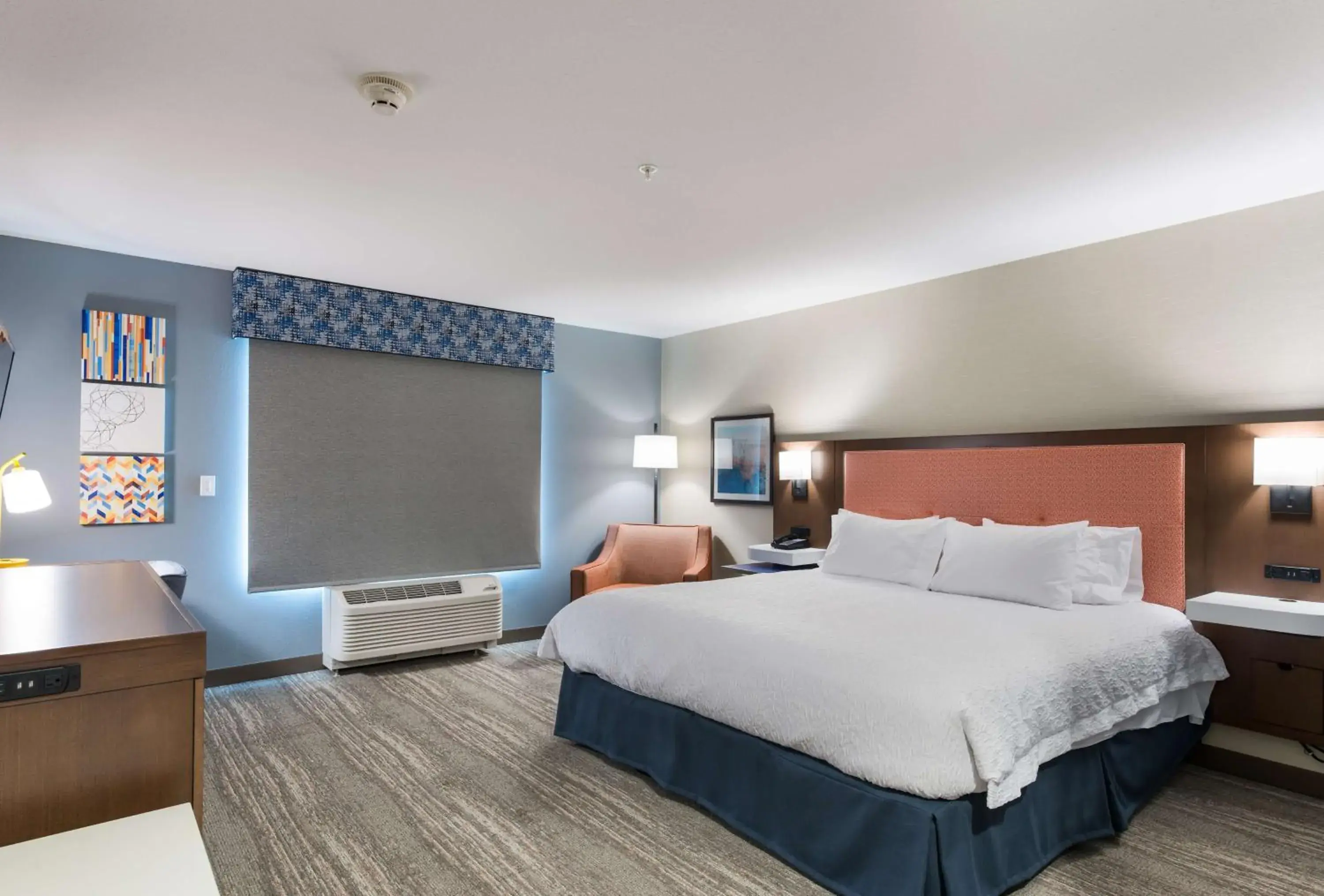 Bed in Hampton Inn Niles, Mi Bed in Hampton Inn Niles, Mi