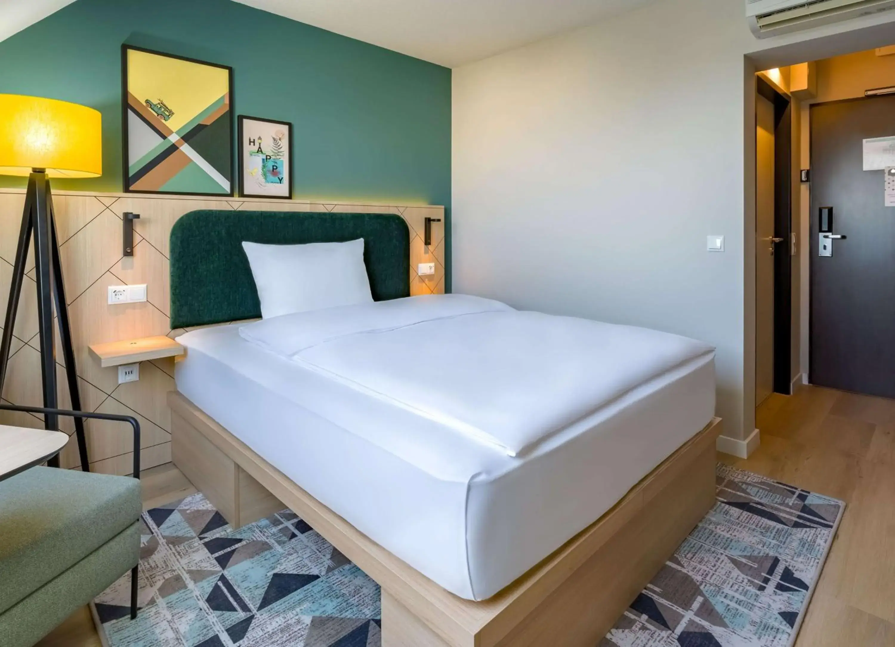 Bed in Spark By Hilton Stuttgart Sindelfingen Bed in Spark By Hilton Stuttgart Sindelfingen