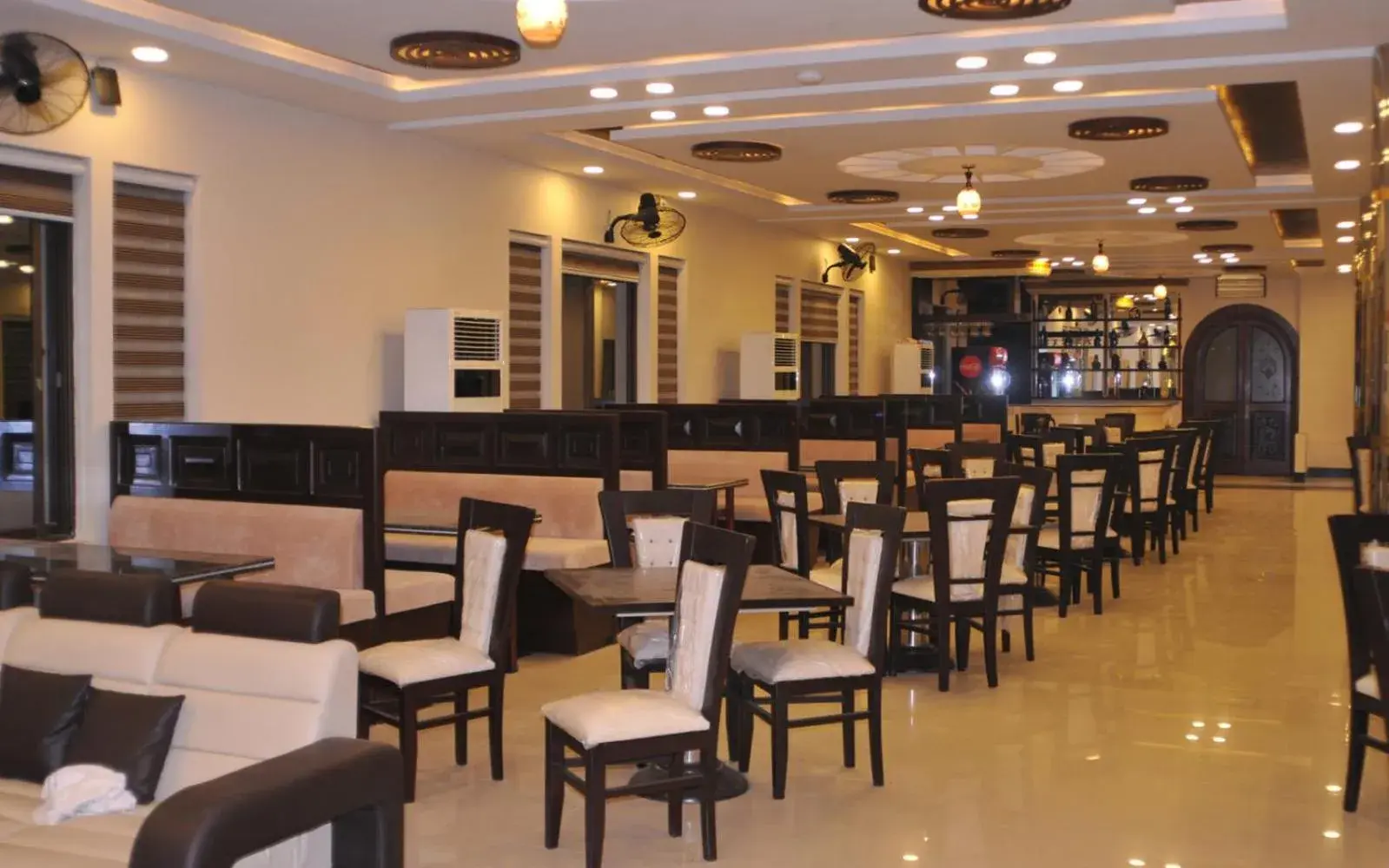 Restaurant/places to eat in Hotel One DG Khan Restaurant/places to eat in Hotel One DG Khan