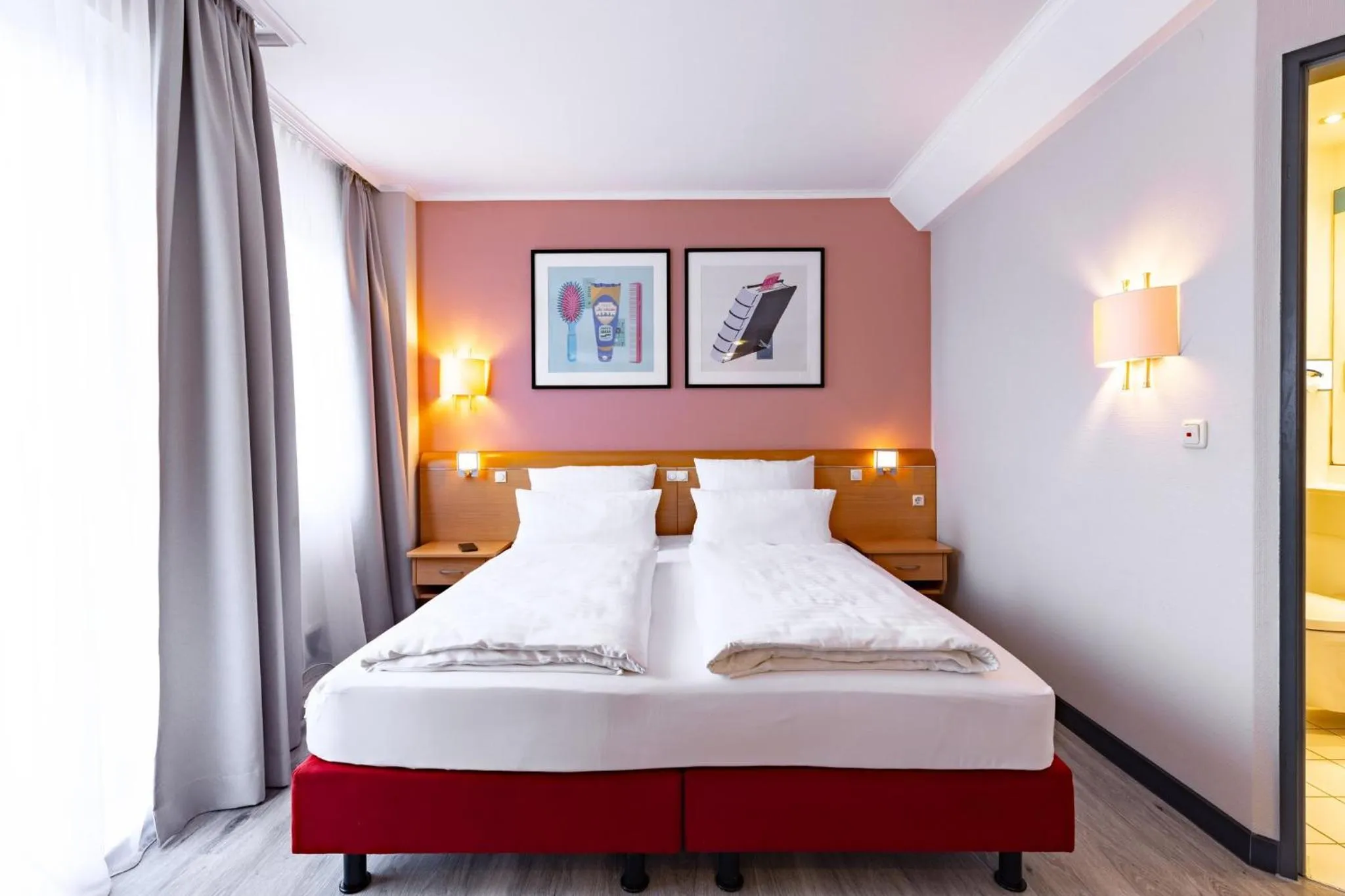 Photo of the whole room, Bed in Garner Hotel Bremen North by IHG