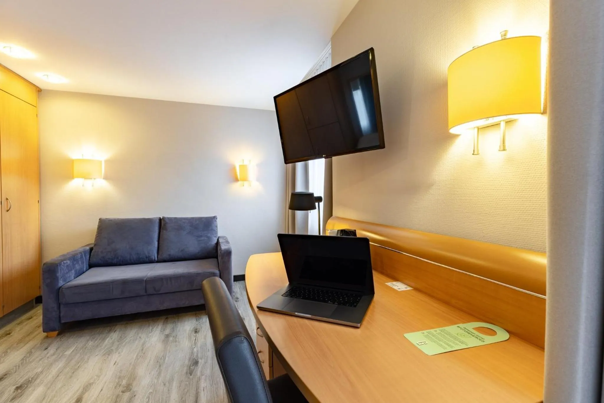 Photo of the whole room in Garner Hotel Bremen North by IHG