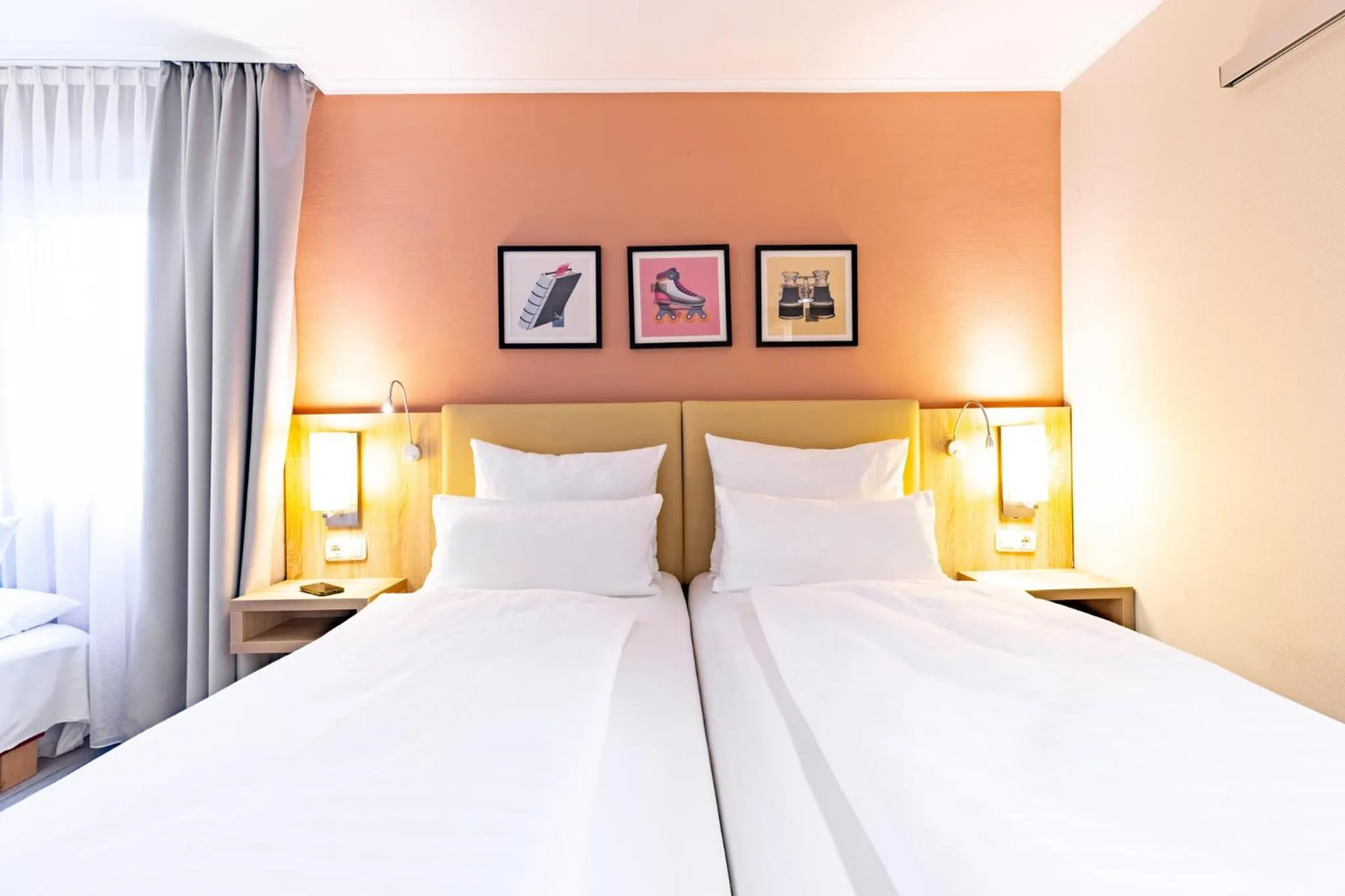 Photo of the whole room, Bed in Garner Hotel Bremen North by IHG