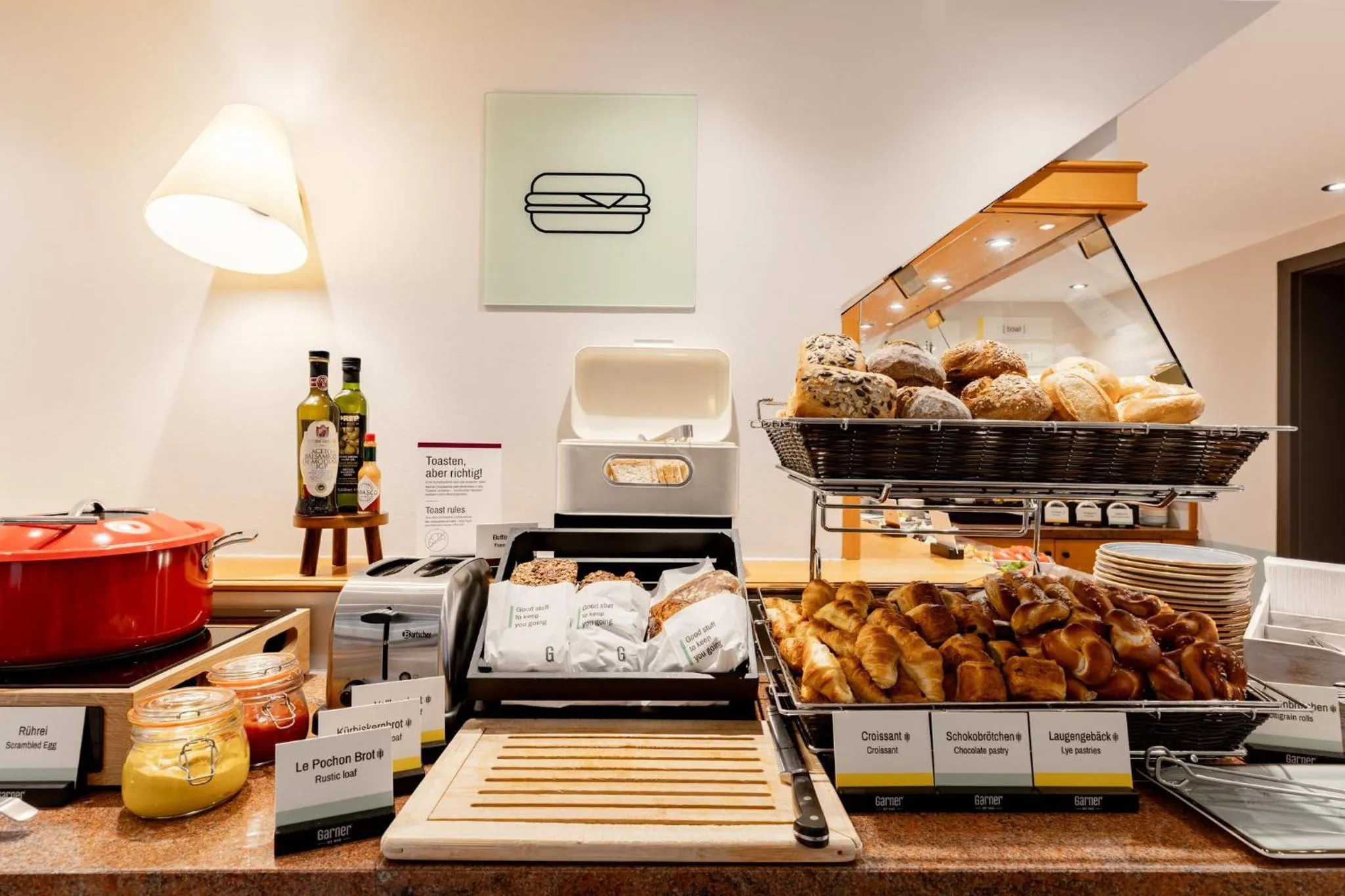 Restaurant/places to eat in Garner Hotel Bremen North by IHG