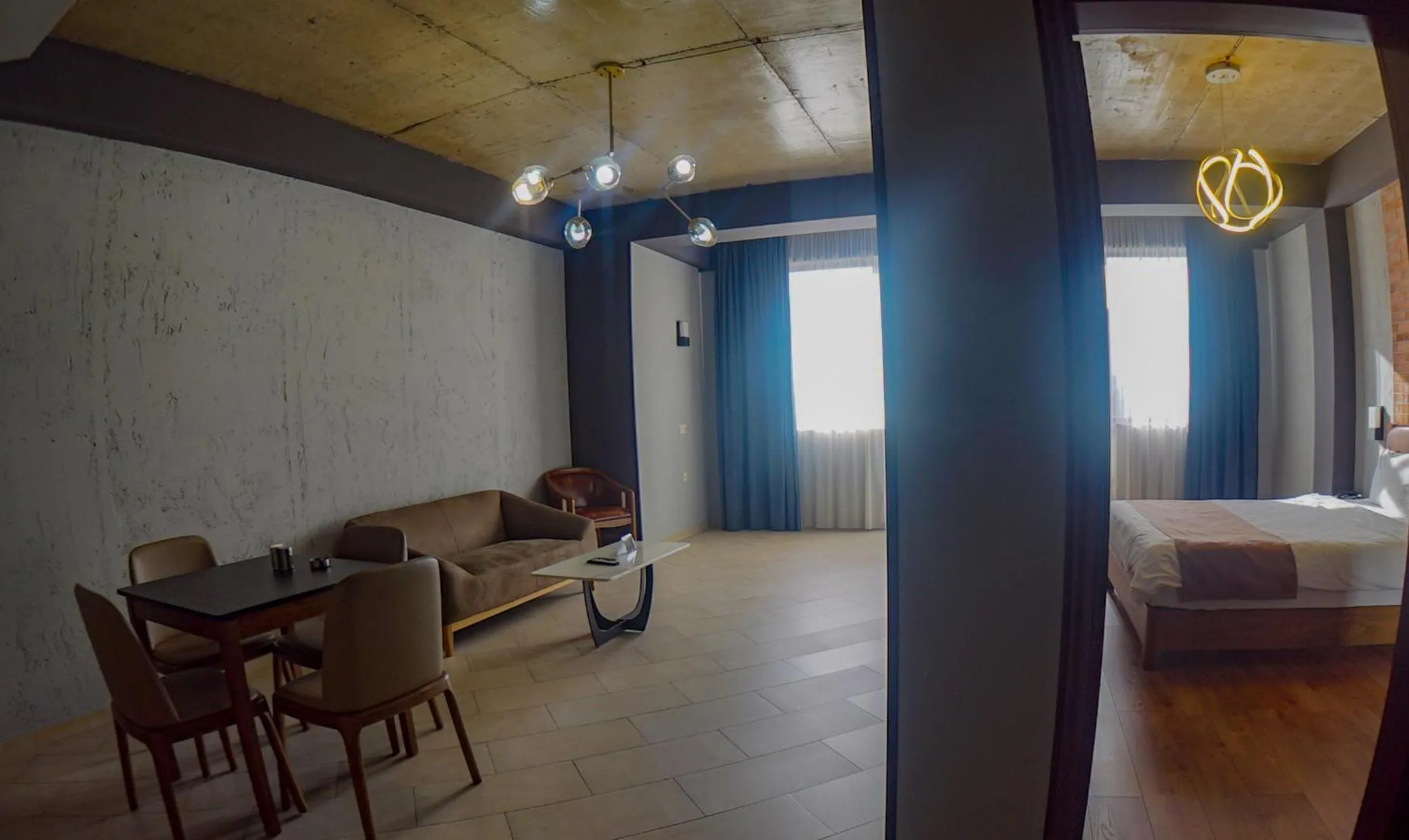 Living room, Bed in TM Apart Hotel