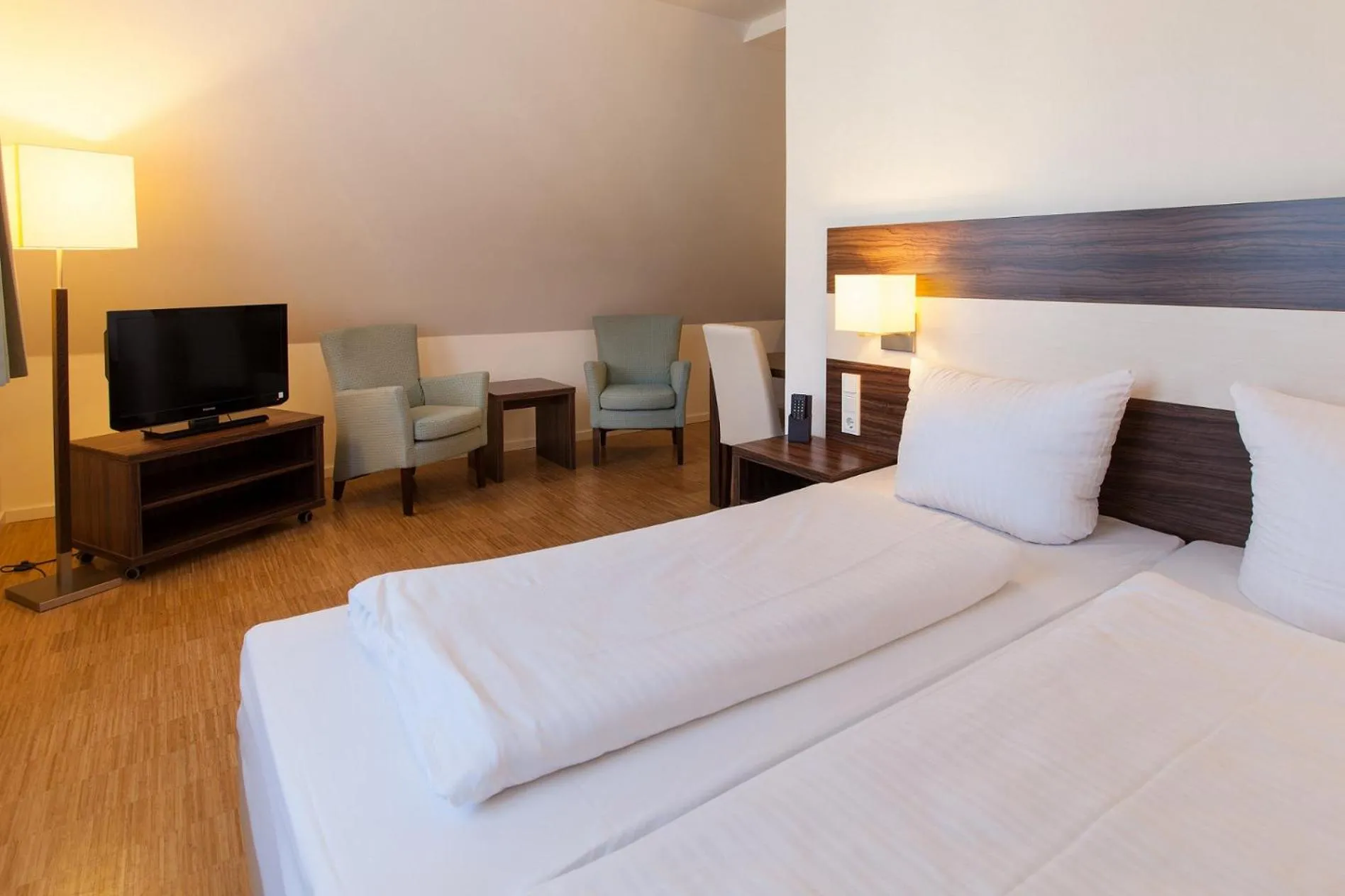 Seating area, Bed in Halber Mond