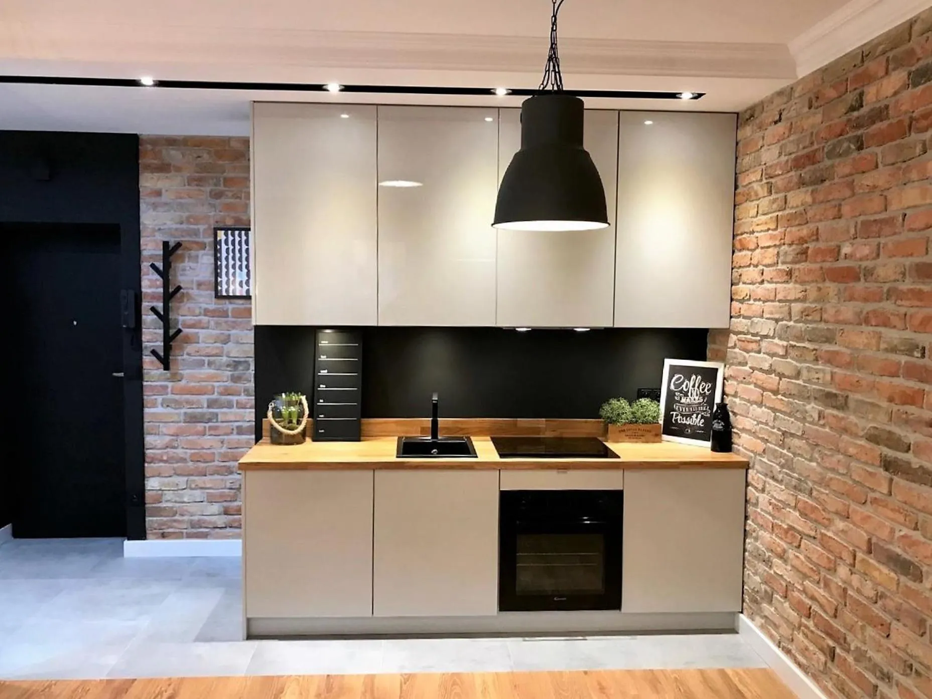 Kitchen or kitchenette in Stylish Cozy flat in Warsaw center