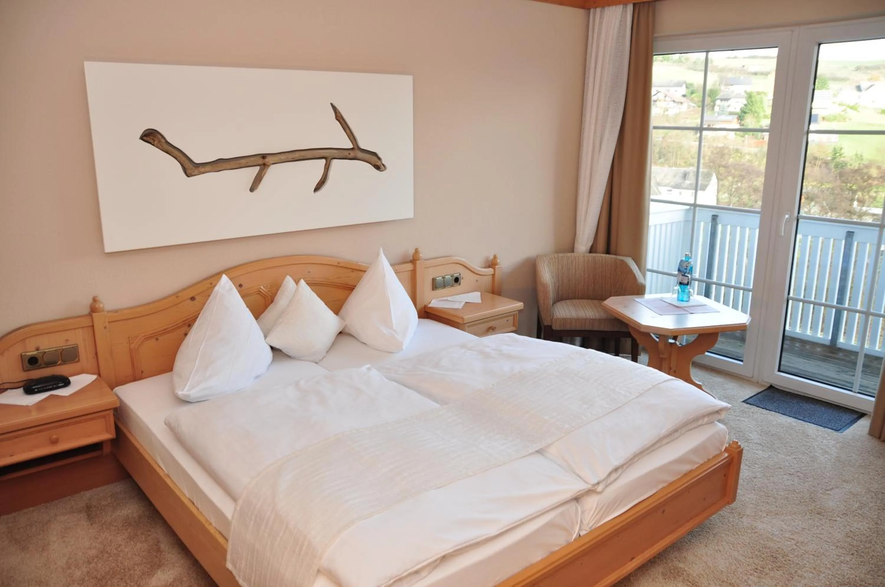 Photo of the whole room, Bed in Hotel Sauerländer Hof