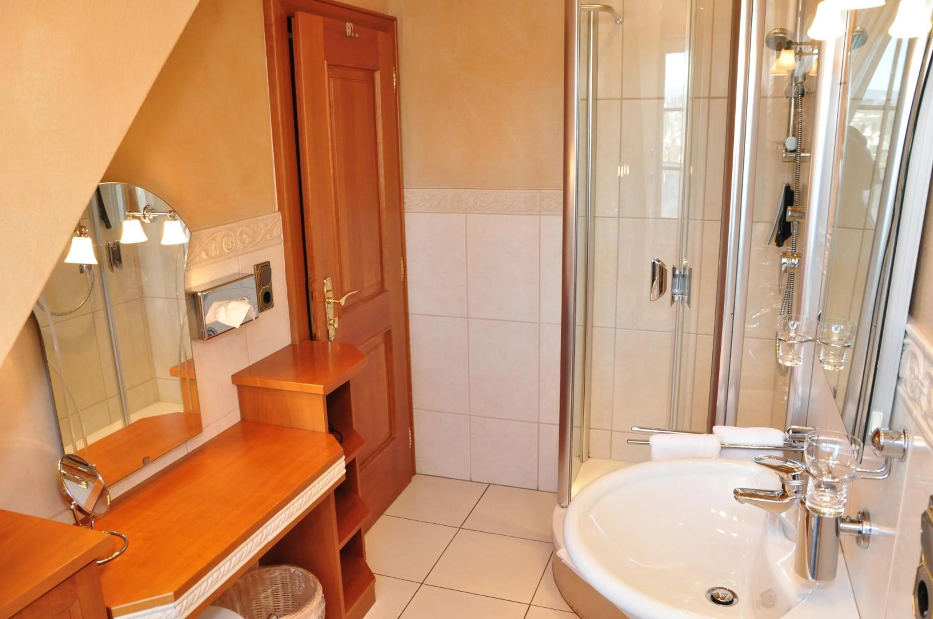 Bathroom in Hotel Sauerländer Hof