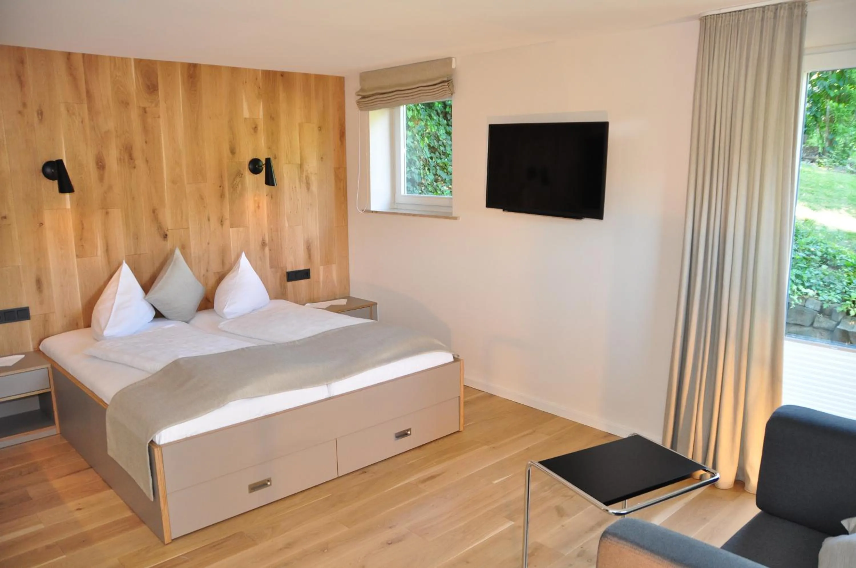 Photo of the whole room, Bed in Hotel Sauerländer Hof