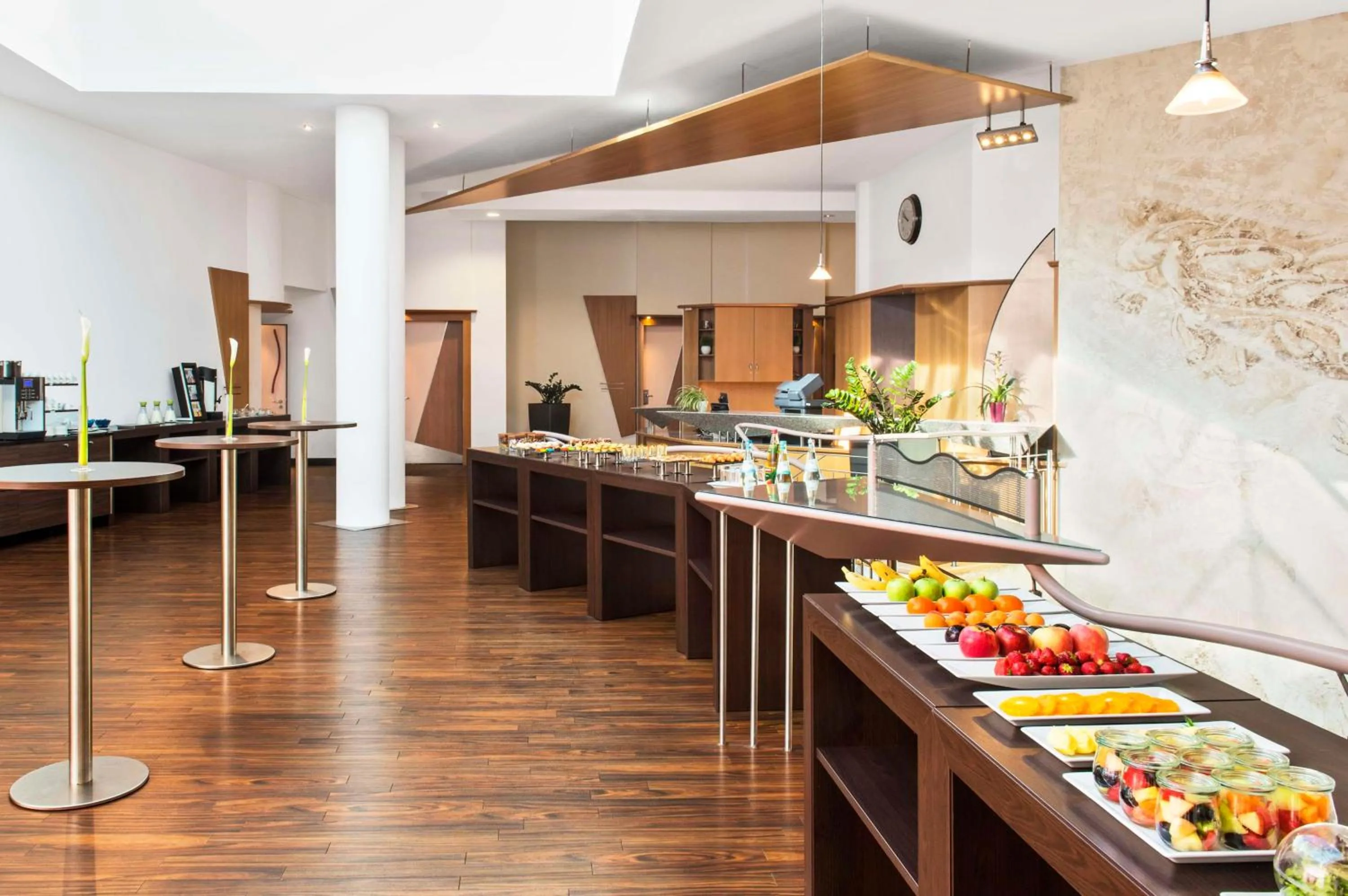 Food and drinks in NH Mannheim Viernheim