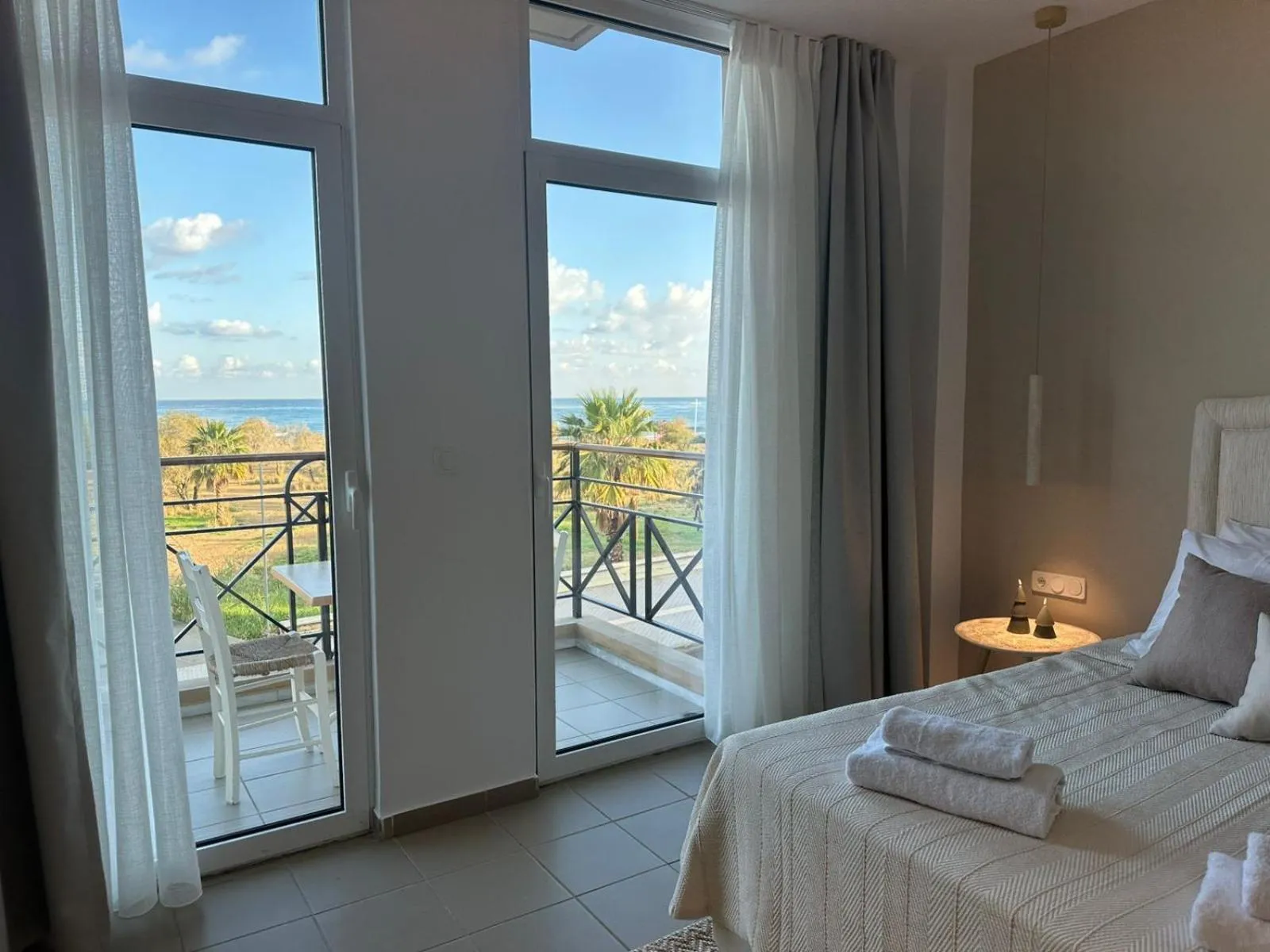 Photo of the whole room, Bed in Thalyra Boutique Hotel