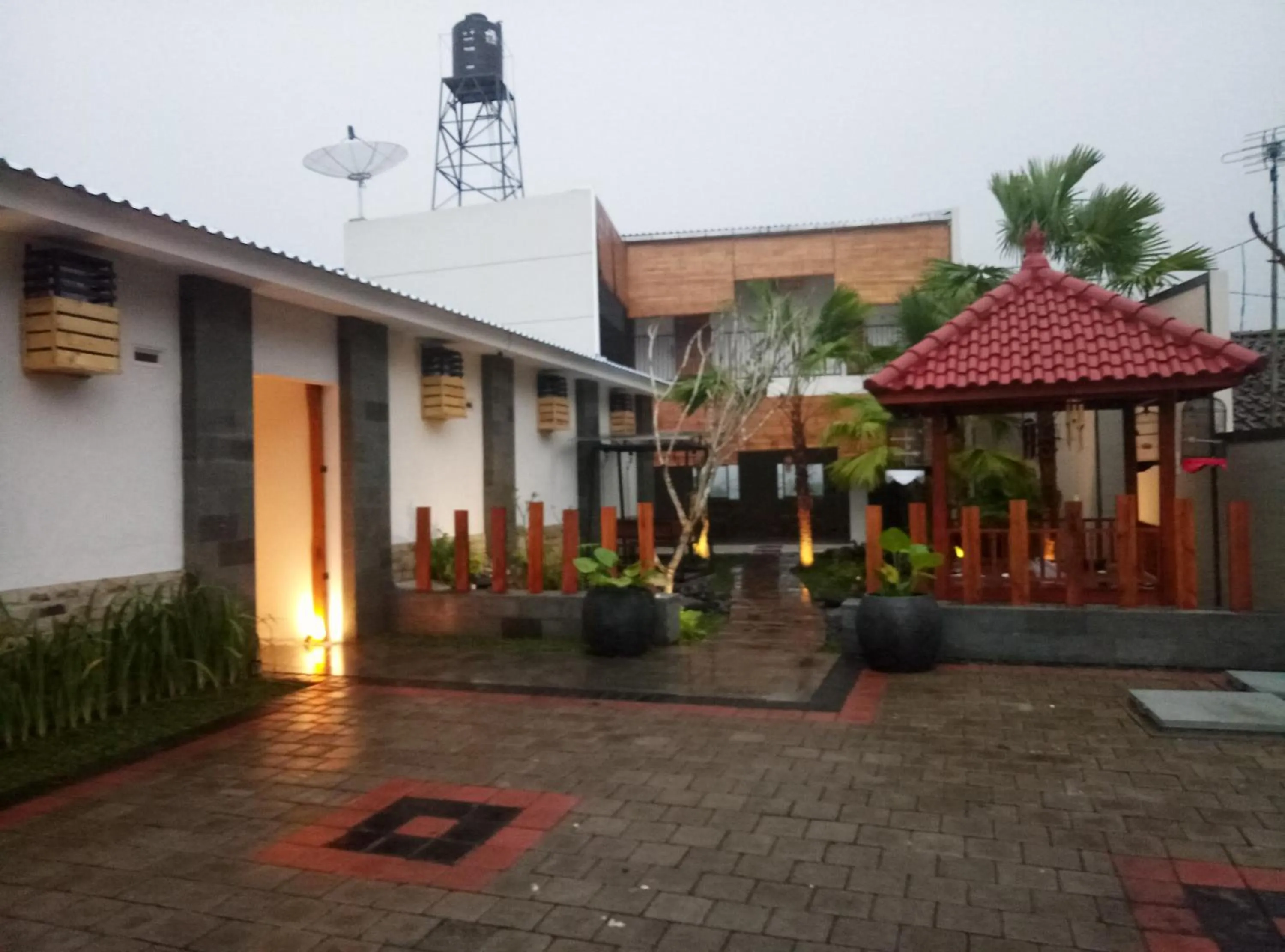 Fredelia homestay