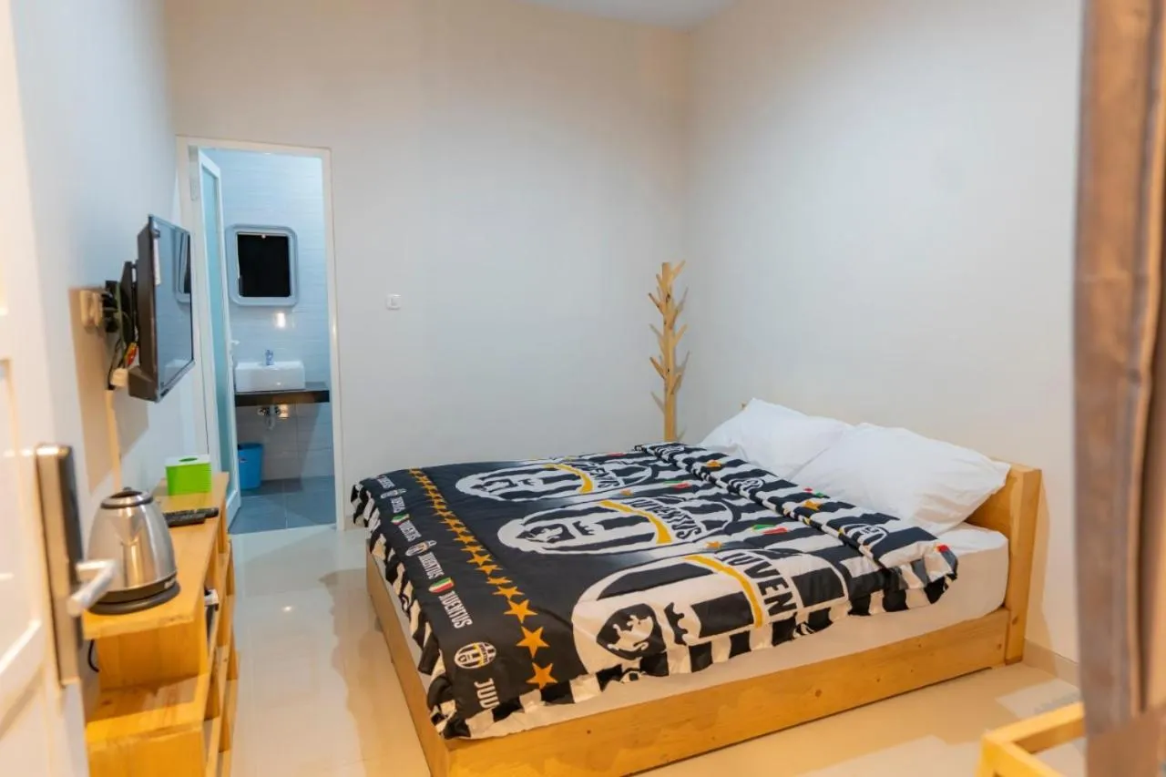 Bed in Fredelia homestay