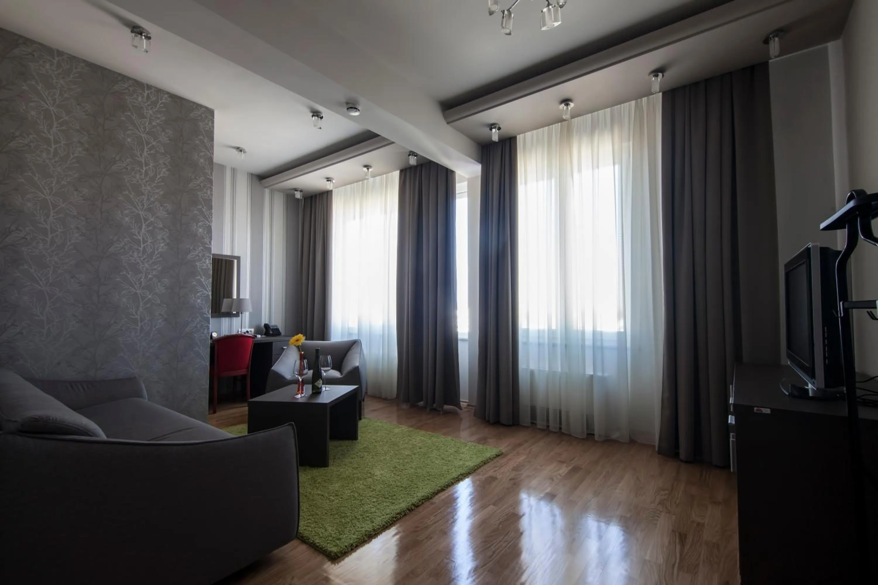 Shower in Drina Hotel