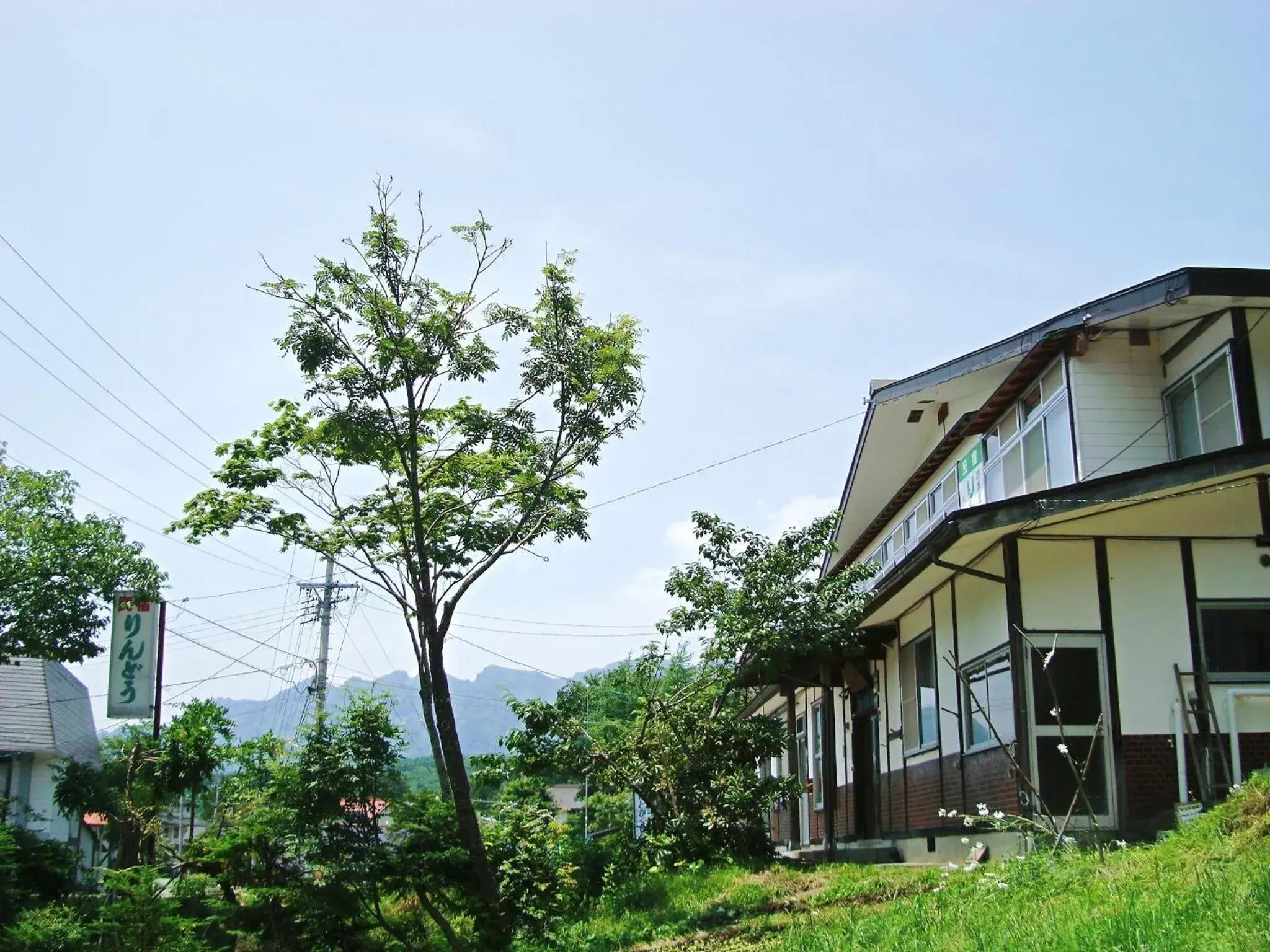 Facade/entrance in Togakushi- Kogen Minshuku Rindo Facade/entrance in Togakushi- Kogen Minshuku Rindo