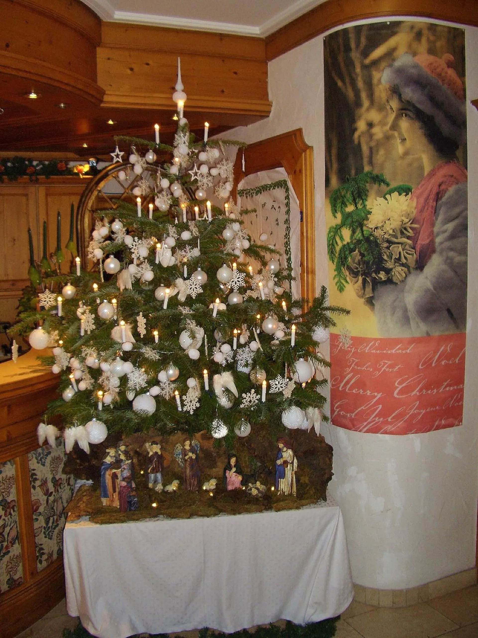 Decorative detail in Hotel Schwarzenbergs Traube