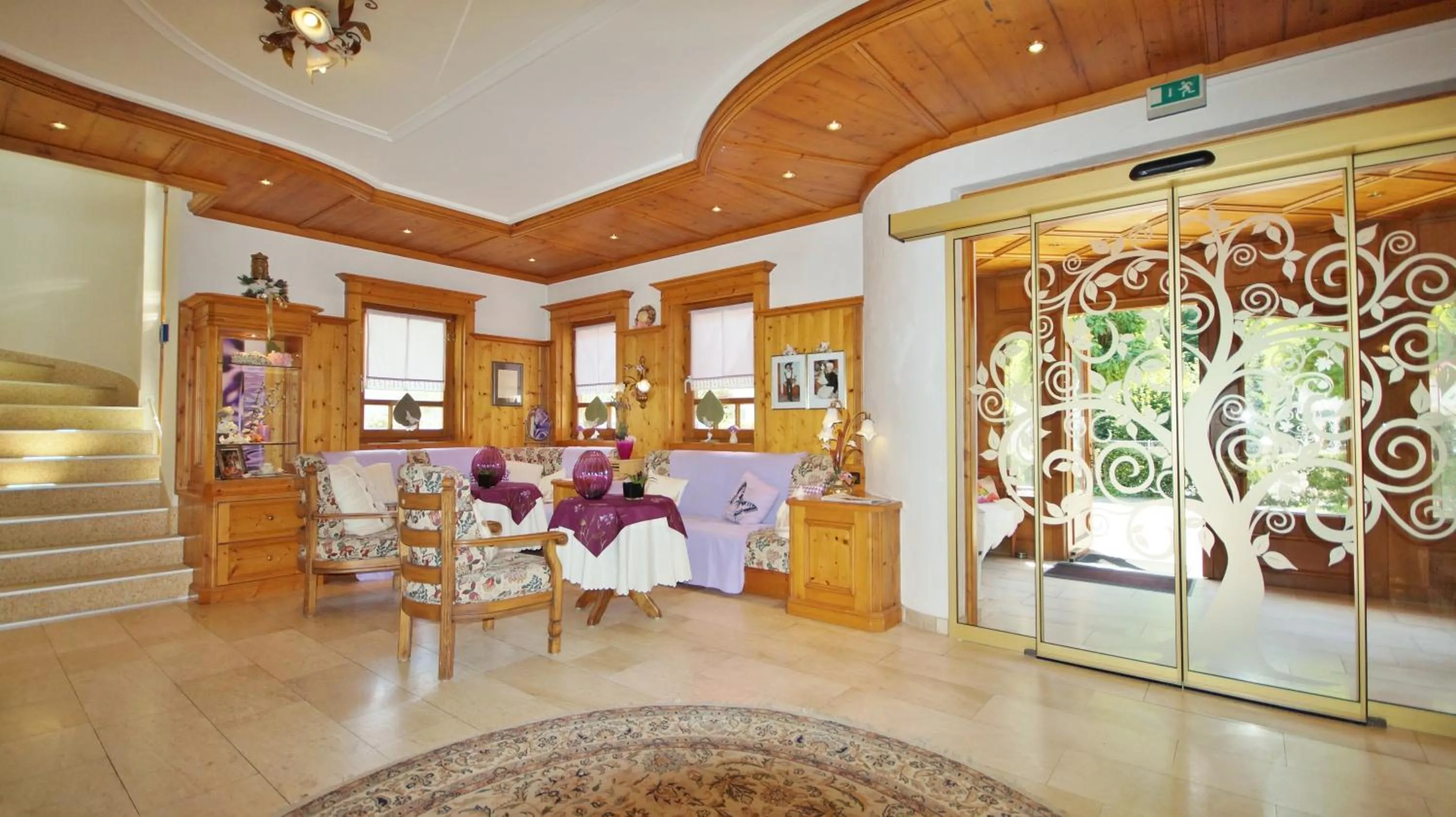 Lobby or reception in Hotel Schwarzenbergs Traube