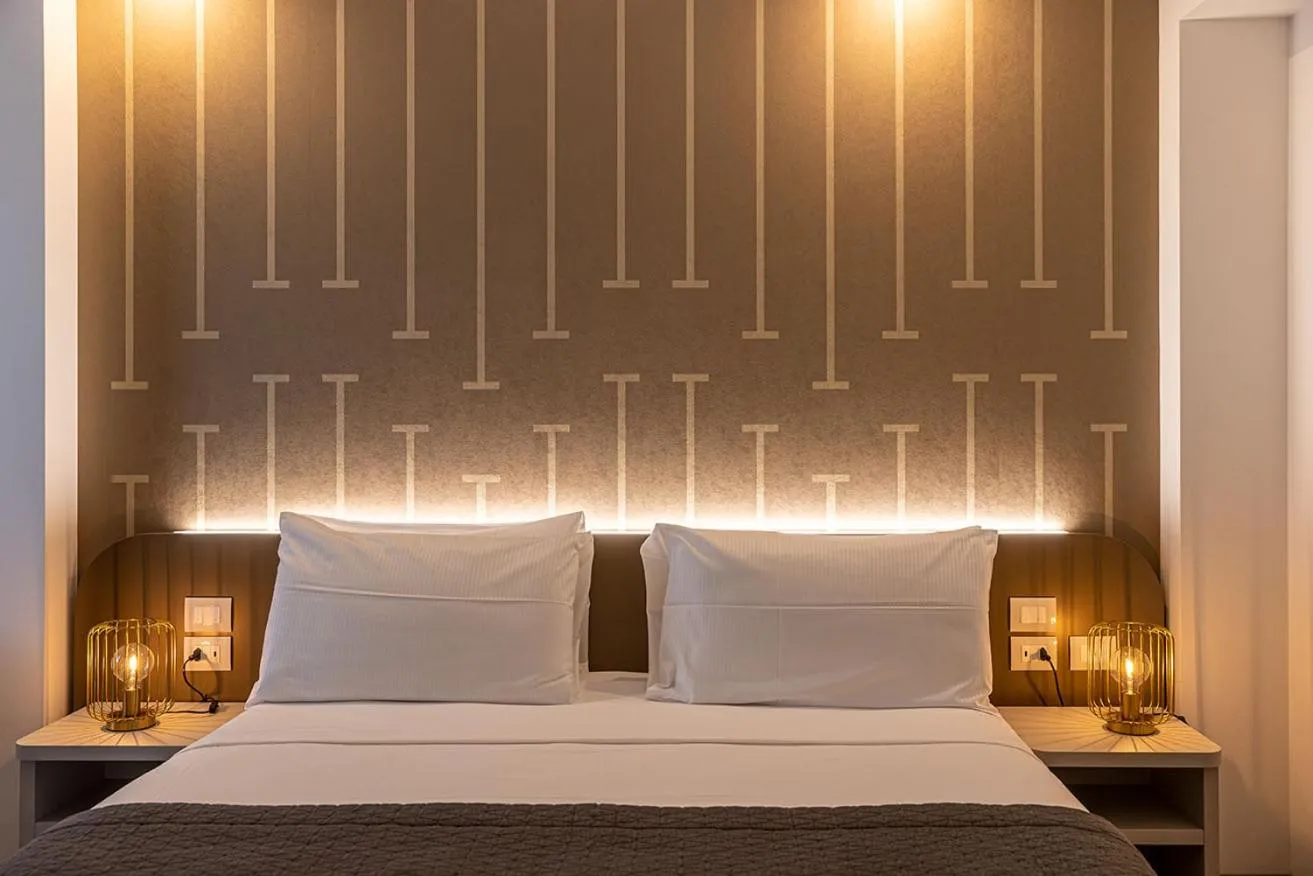 Bedroom, Bed in DIVA HOTEL LIGNANO - Adults Only