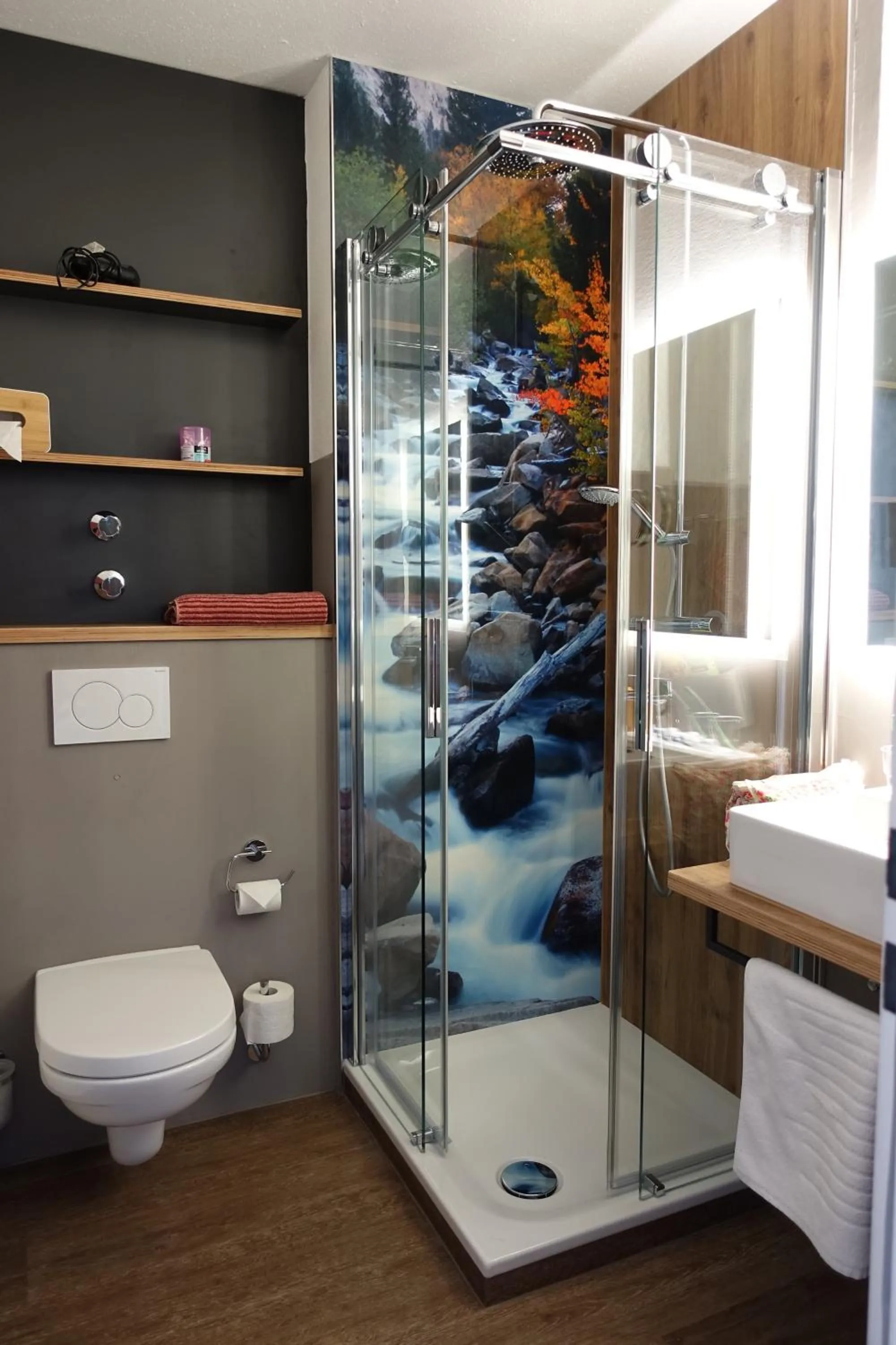 Shower in Hotel Schmerkötter