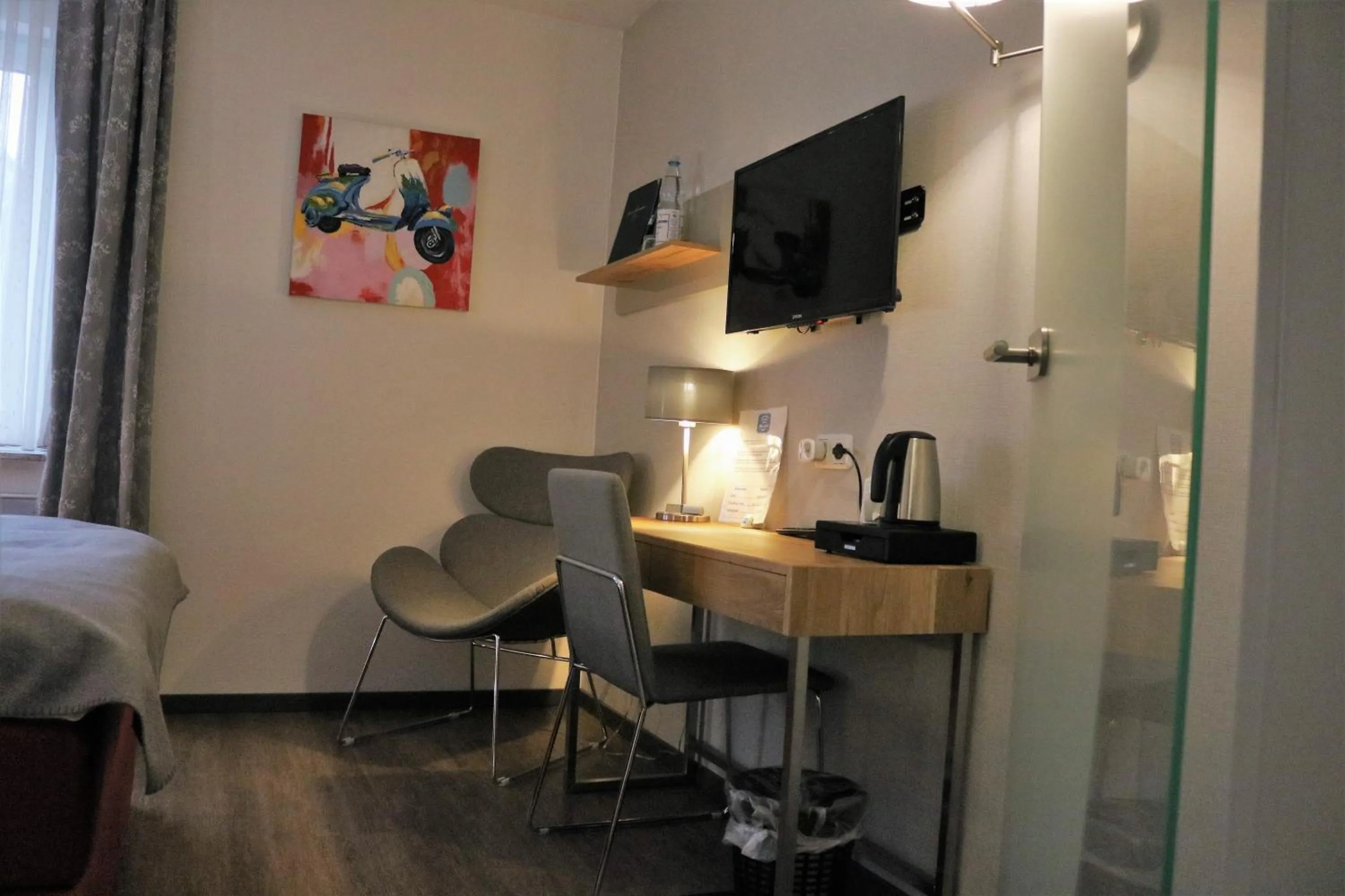 TV and multimedia, Bed in Hotel Schmerkötter