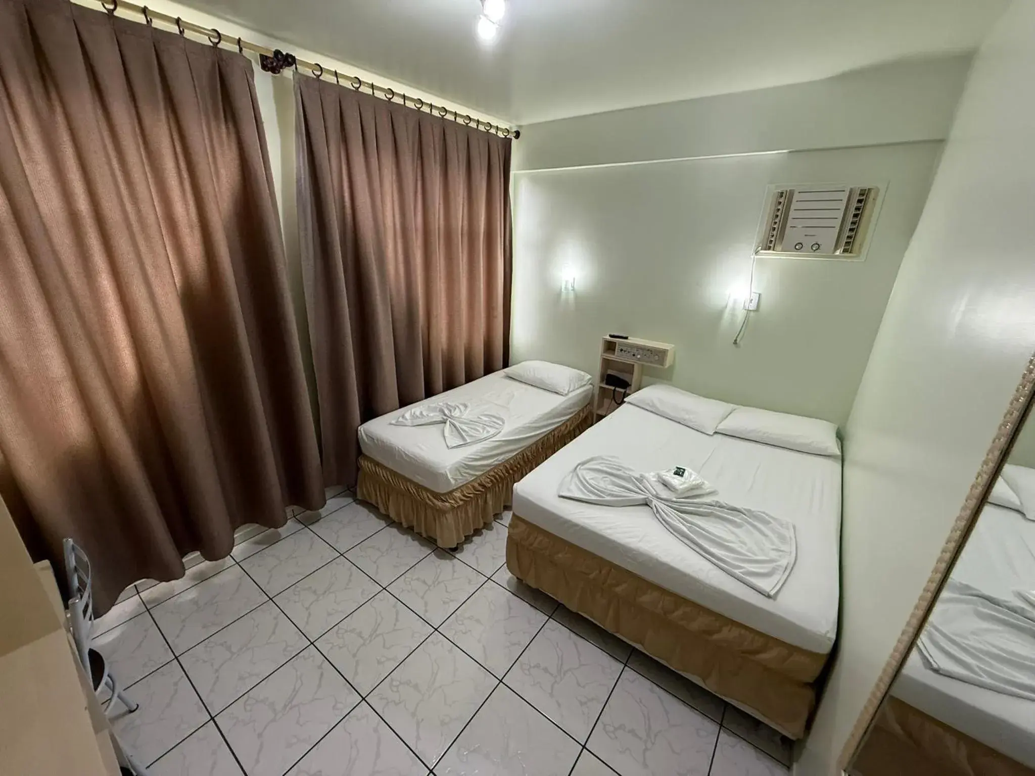 Bedroom in Oasis Chartouni Hotel Bedroom in Oasis Chartouni Hotel